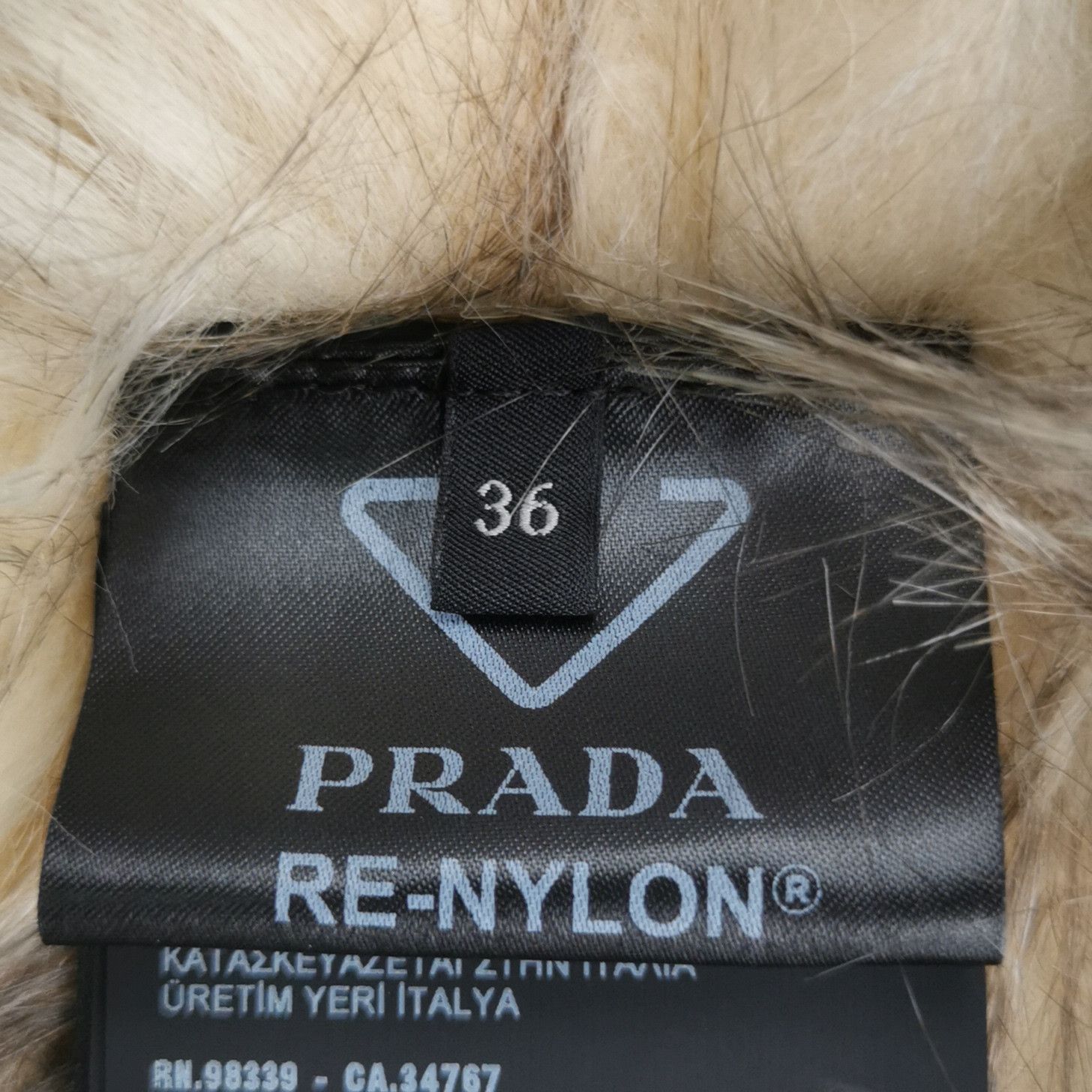 Prada Prada Re-Nylon Fur Trim Coat Size 36 Size XS / US 0-2 / IT 36-38 - 7 Thumbnail