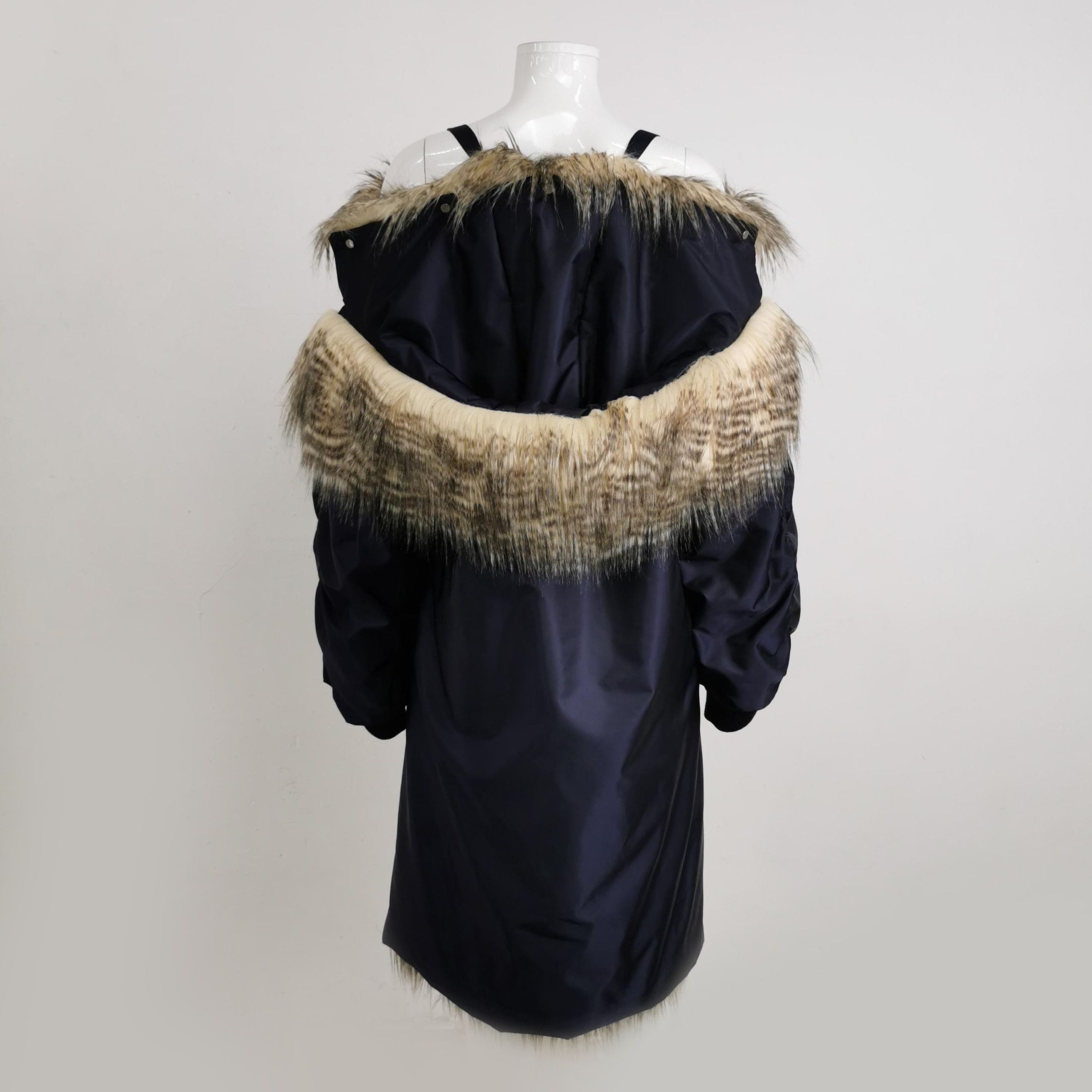 Prada Prada Re-Nylon Fur Trim Coat Size 36 Size XS / US 0-2 / IT 36-38 - 2 Thumbnail