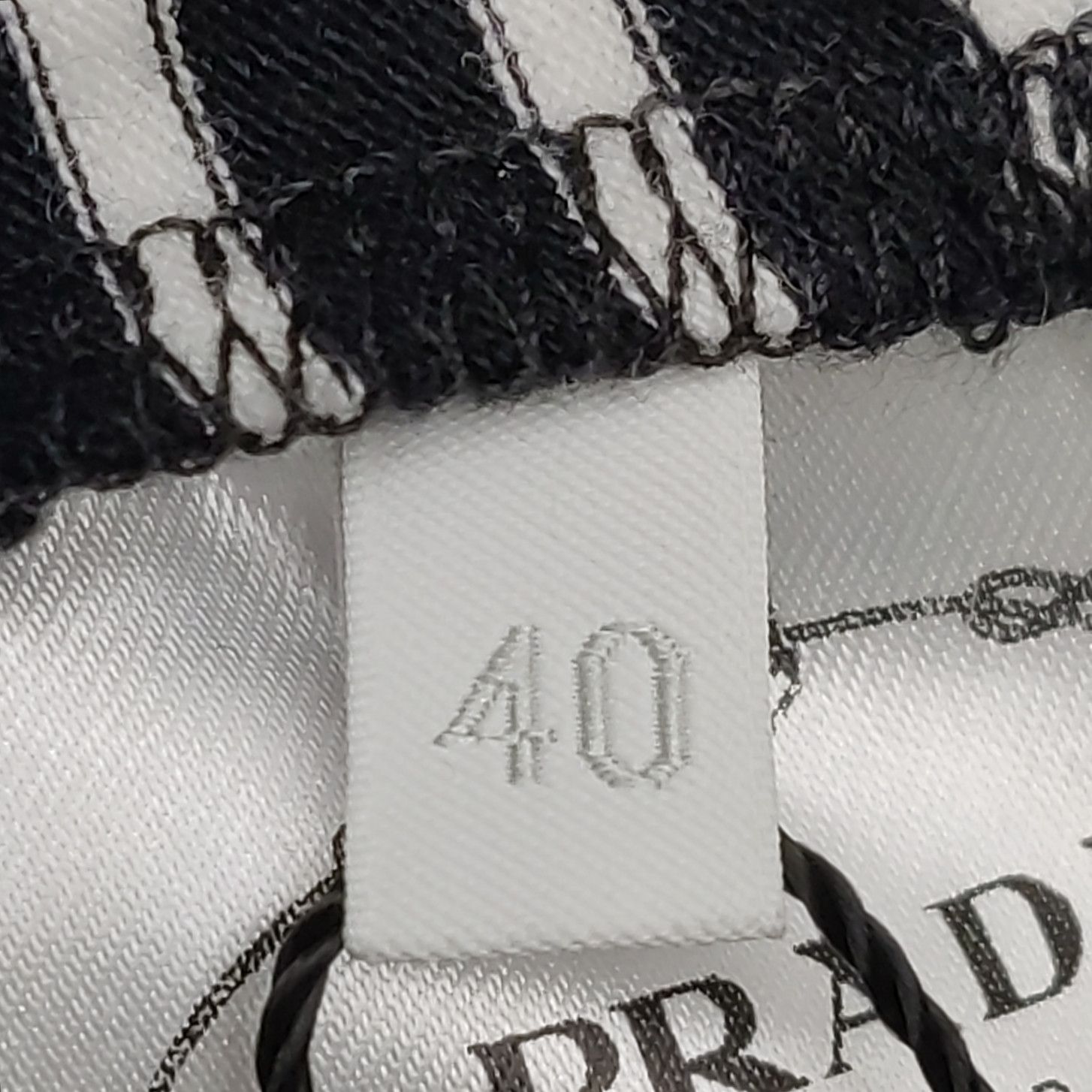Prada Prada Striped Logo T-Shirt Size 40 Size S / US 4 / IT 40 - 6 Thumbnail
