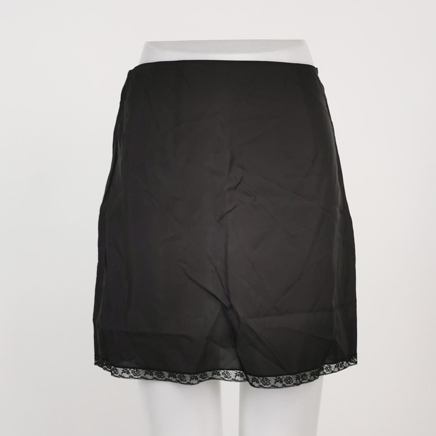 Prada Prada Silver Sequin Mini Skirt Size 38 Size 26" / US 2 / IT 38 - 4 Thumbnail