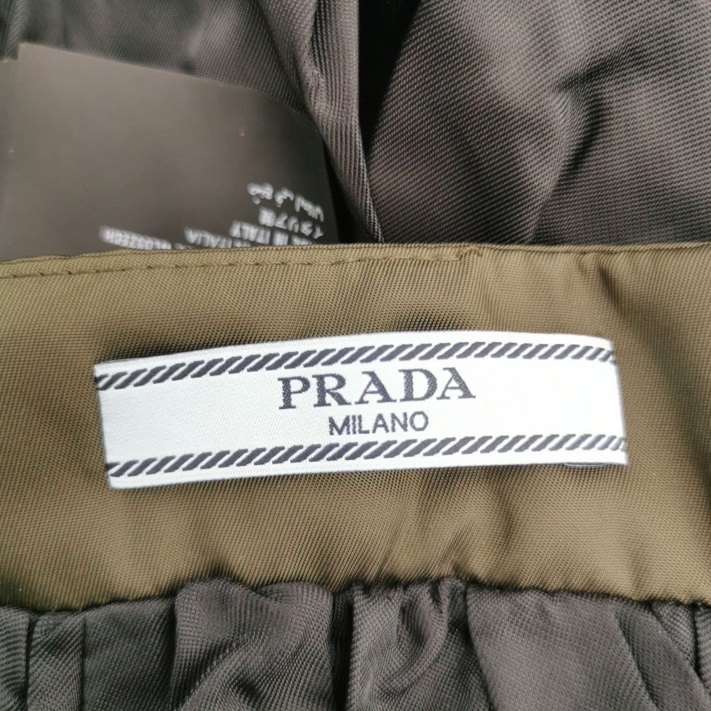 Prada Prada Quilted Pocket Midi Skirt Size 40S Size 27" / US 4 / IT 40 - 4 Thumbnail