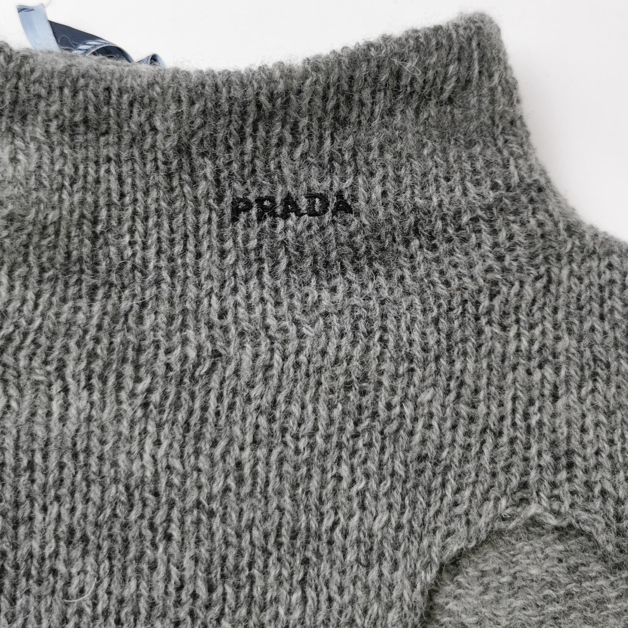 Prada Prada Distressed Virgin Wool Sweater Size IT 42 Size M / US 6-8 / IT 42-44 - 3 Thumbnail