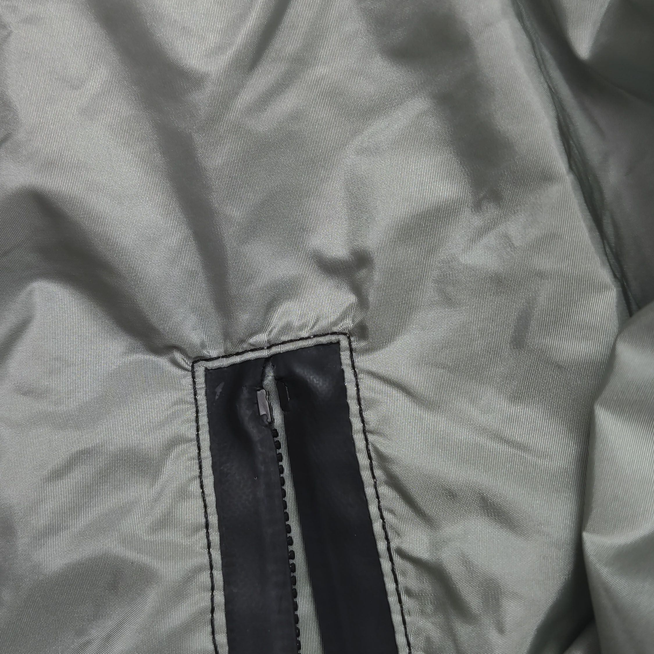 Prada Prada Re-Nylon Hooded Cape Size 36 Size XS / US 0-2 / IT 36-38 - 9 Thumbnail