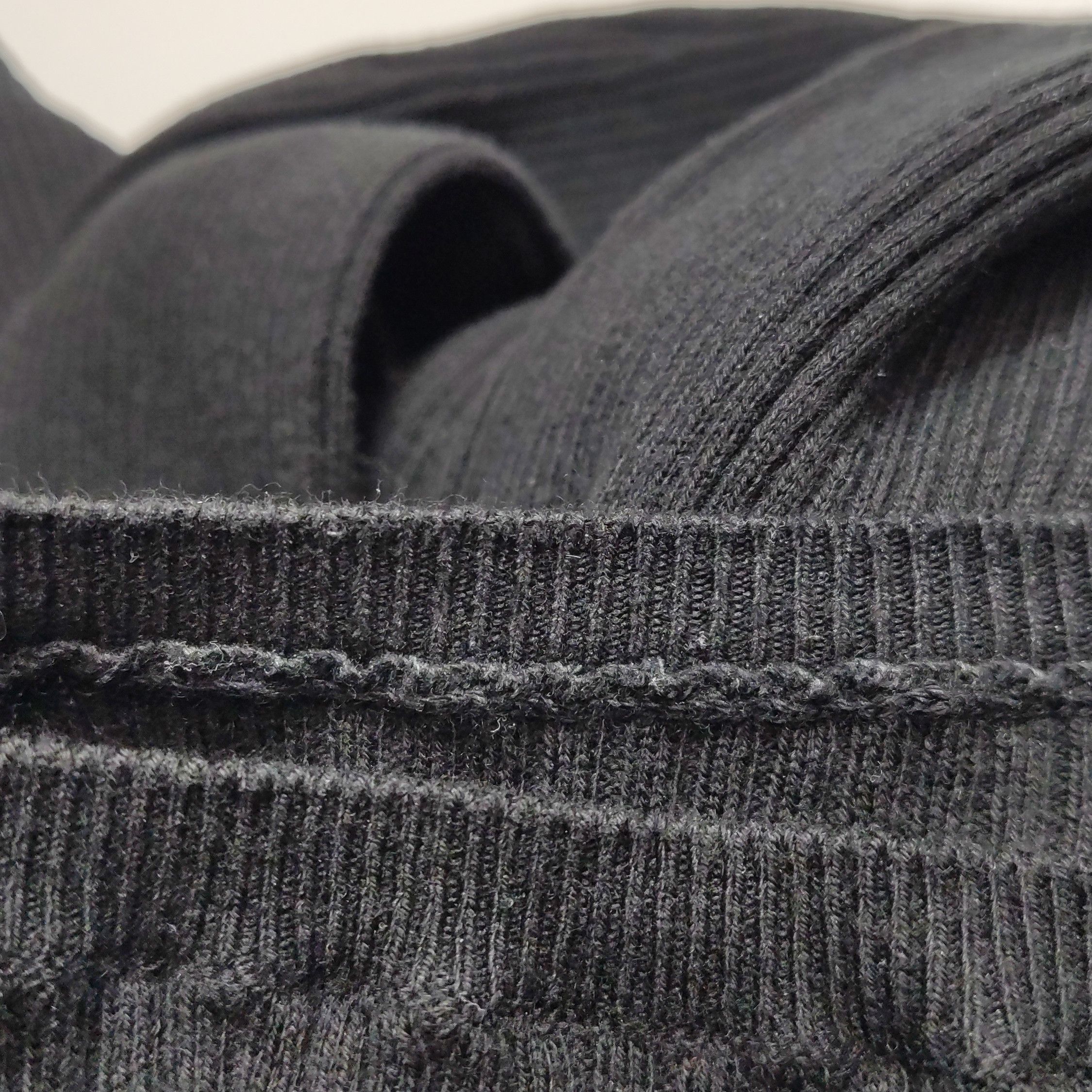 Prada Prada Ribbed Knit Sweater Size IT 40 Size S / US 4 / IT 40 - 13 Thumbnail