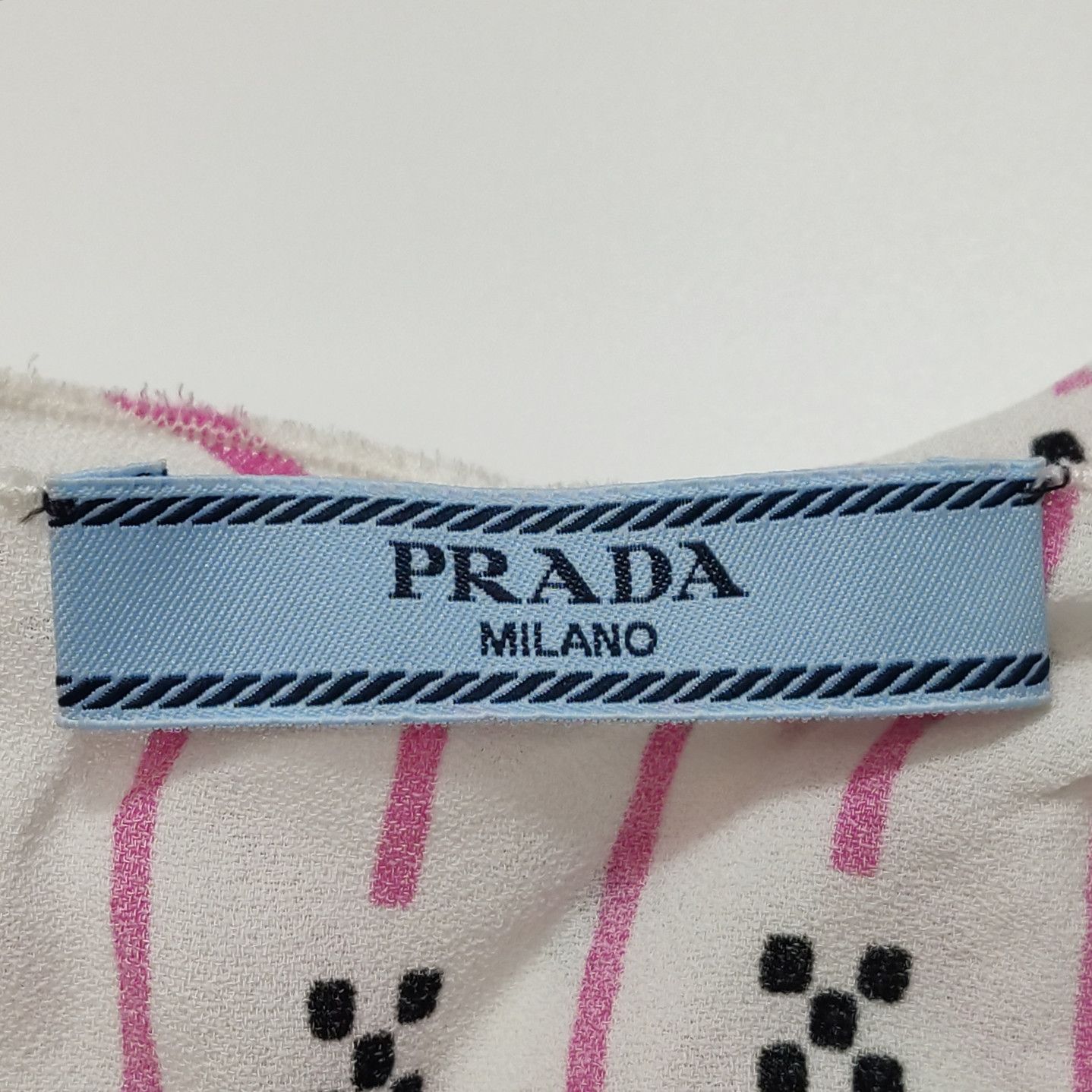 Prada Prada Geometric Print Short Sleeve Blouse Size 36 Size XS / US 0-2 / IT 36-38 - 6 Thumbnail