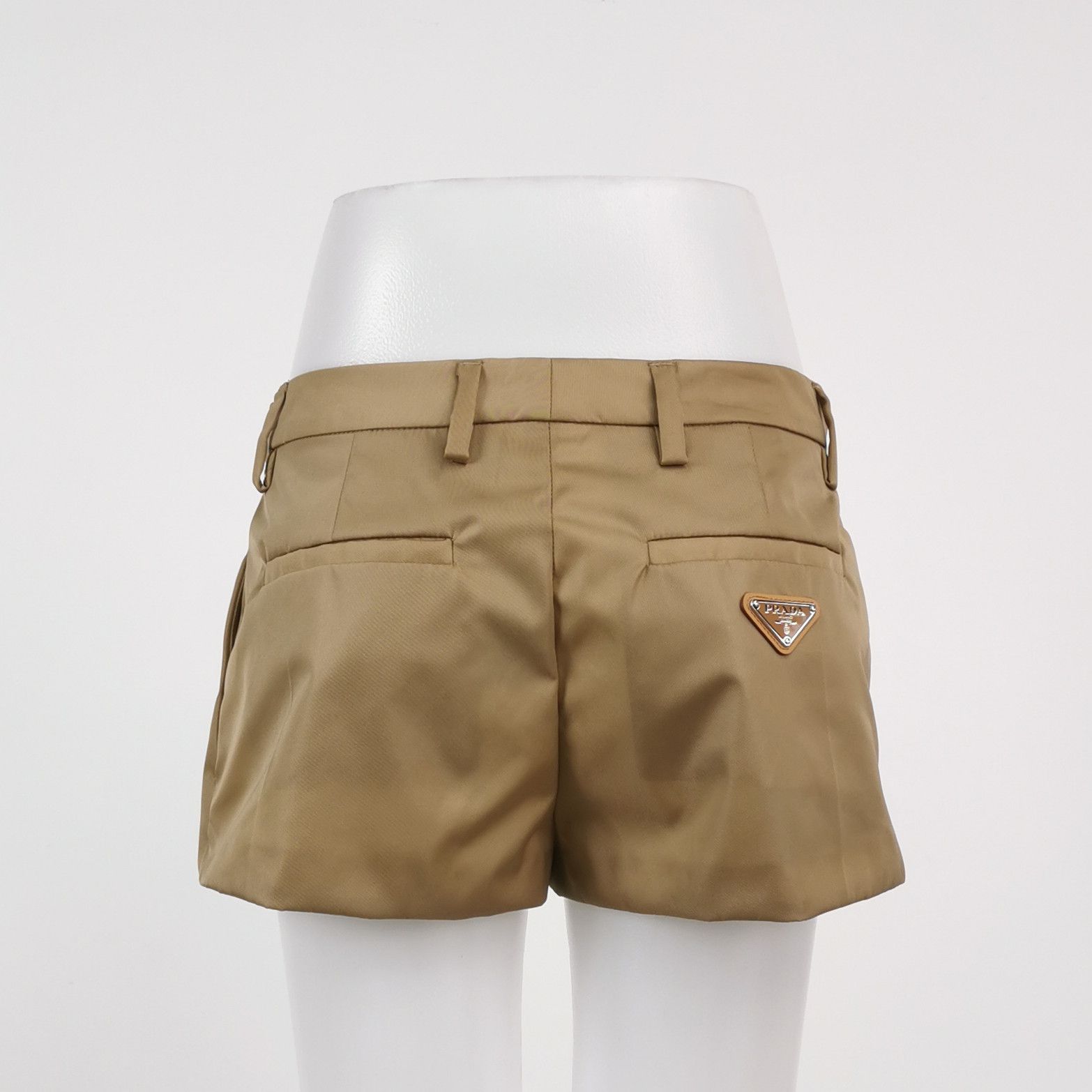 Prada Prada Re-Nylon Logo Shorts Size 38 Size 26" / US 2 / IT 38 - 2 Thumbnail
