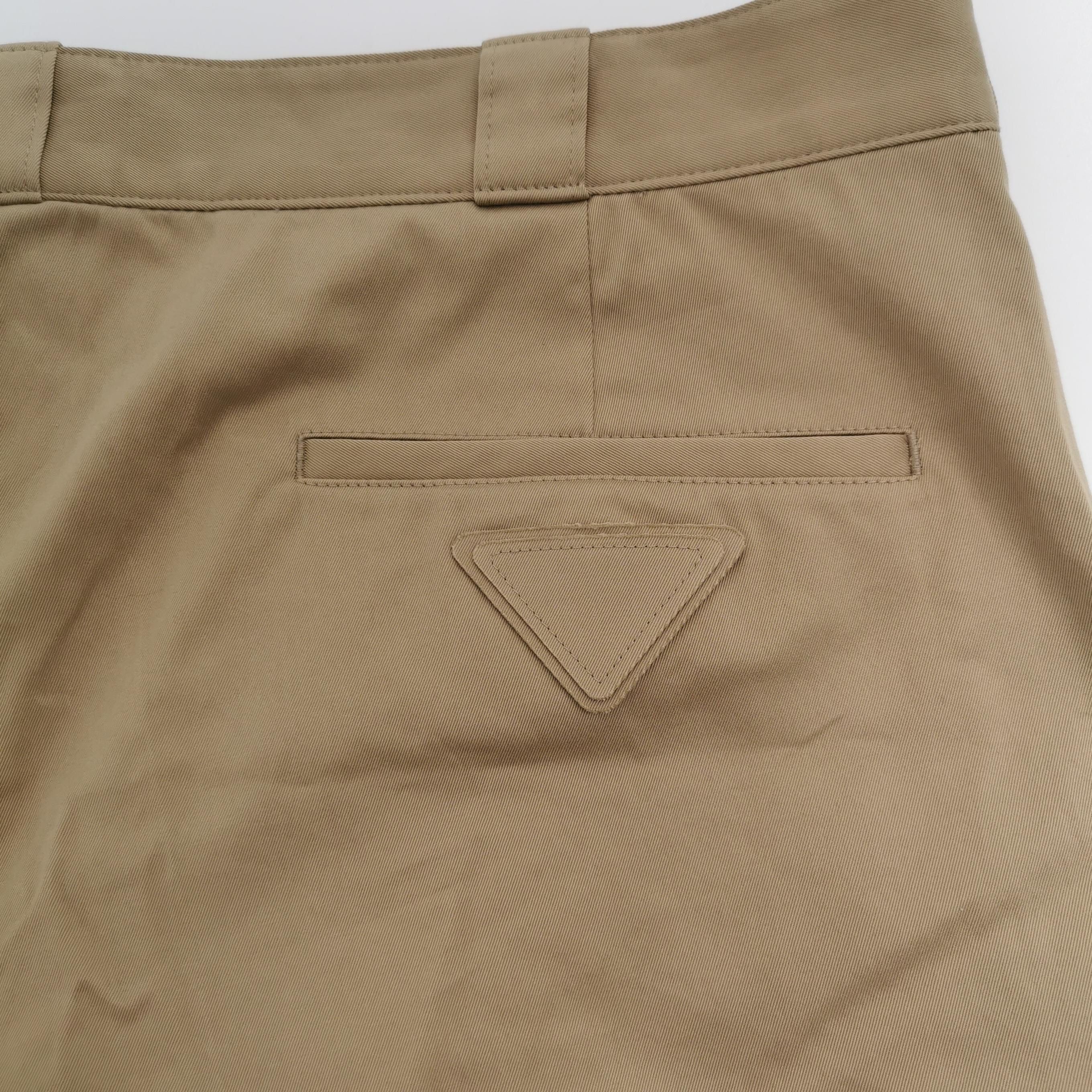 Prada Prada Beige Cotton Shorts Size 36 Size US 36 / EU 52 - 3 Thumbnail
