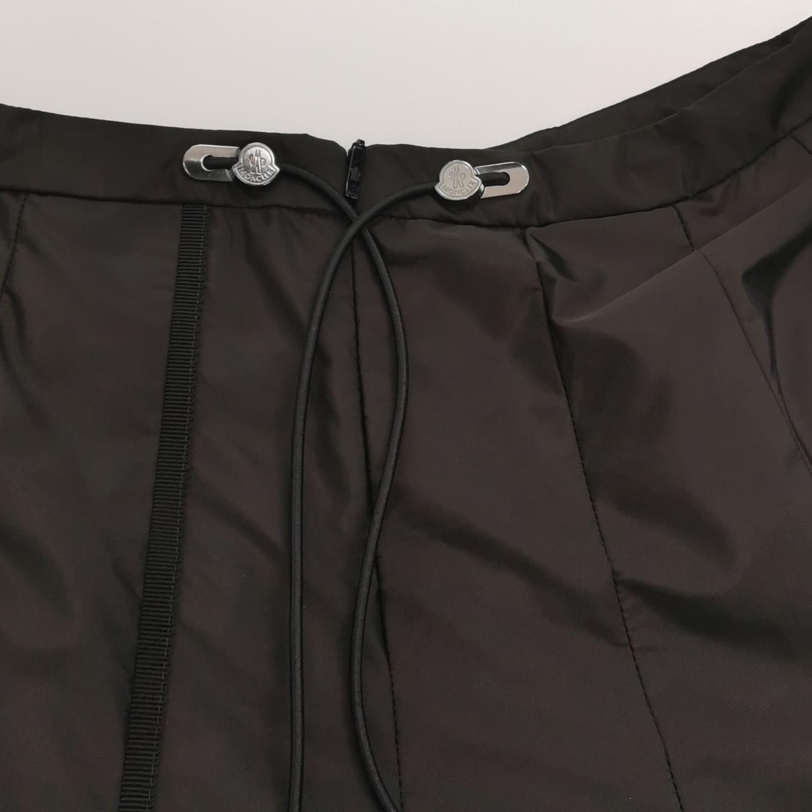 Moncler Moncler Logo Midi Skirt Size 40 Size 27" / US 4 / IT 40 - 4 Thumbnail