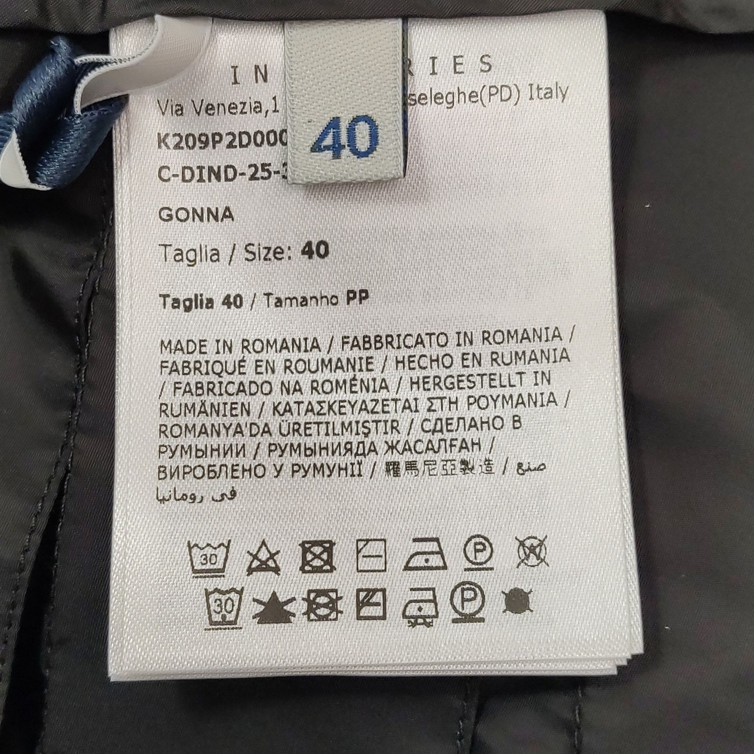 Moncler Moncler Logo Midi Skirt Size 40 Size 27" / US 4 / IT 40 - 7 Thumbnail
