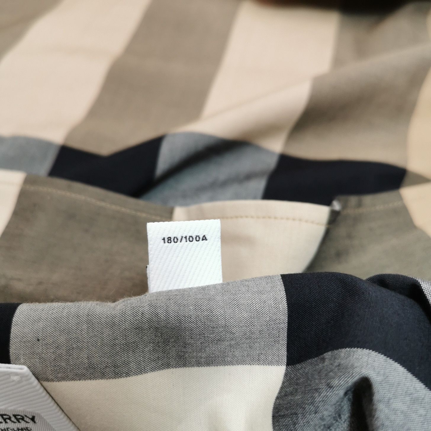 Burberry Burberry Check Button Up Shirt Size L Size US L / EU 52-54 / 3 - 6 Thumbnail