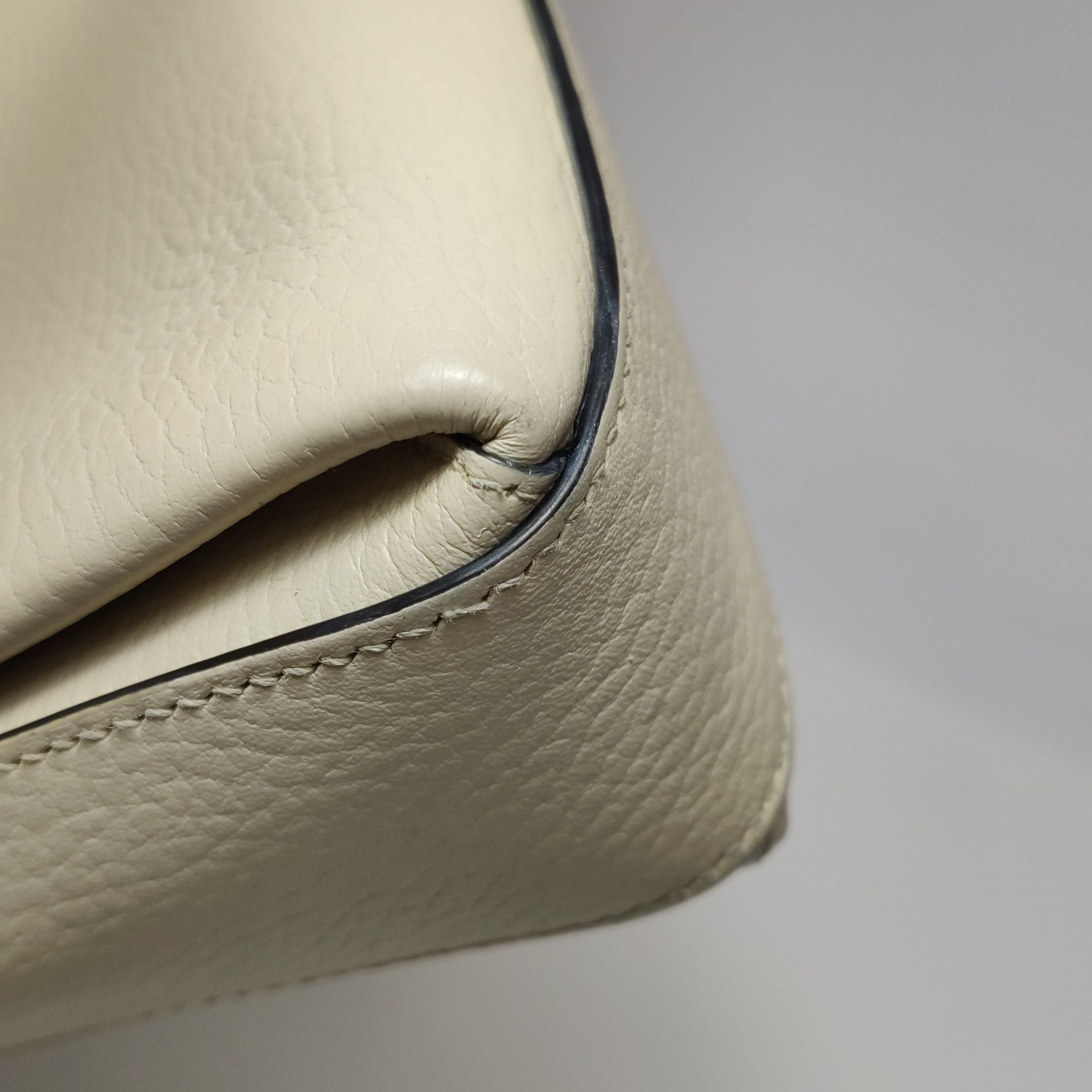 Gucci Gucci Women os Crossbody Bags Size ONE SIZE - 17 Thumbnail