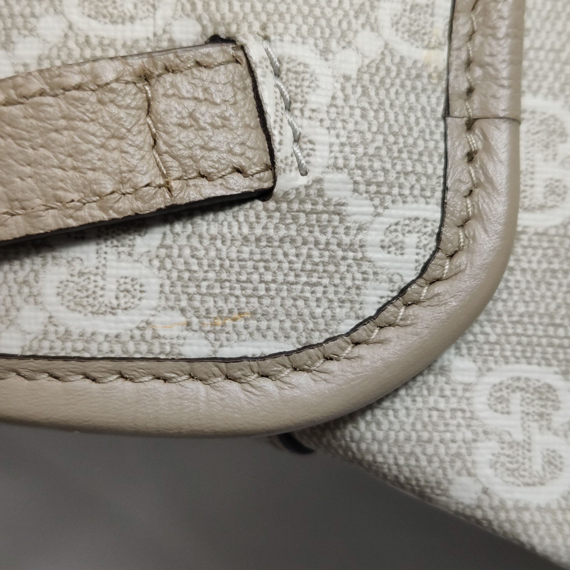 Gucci Gucci Women os Backpacks Size ONE SIZE - 15 Thumbnail