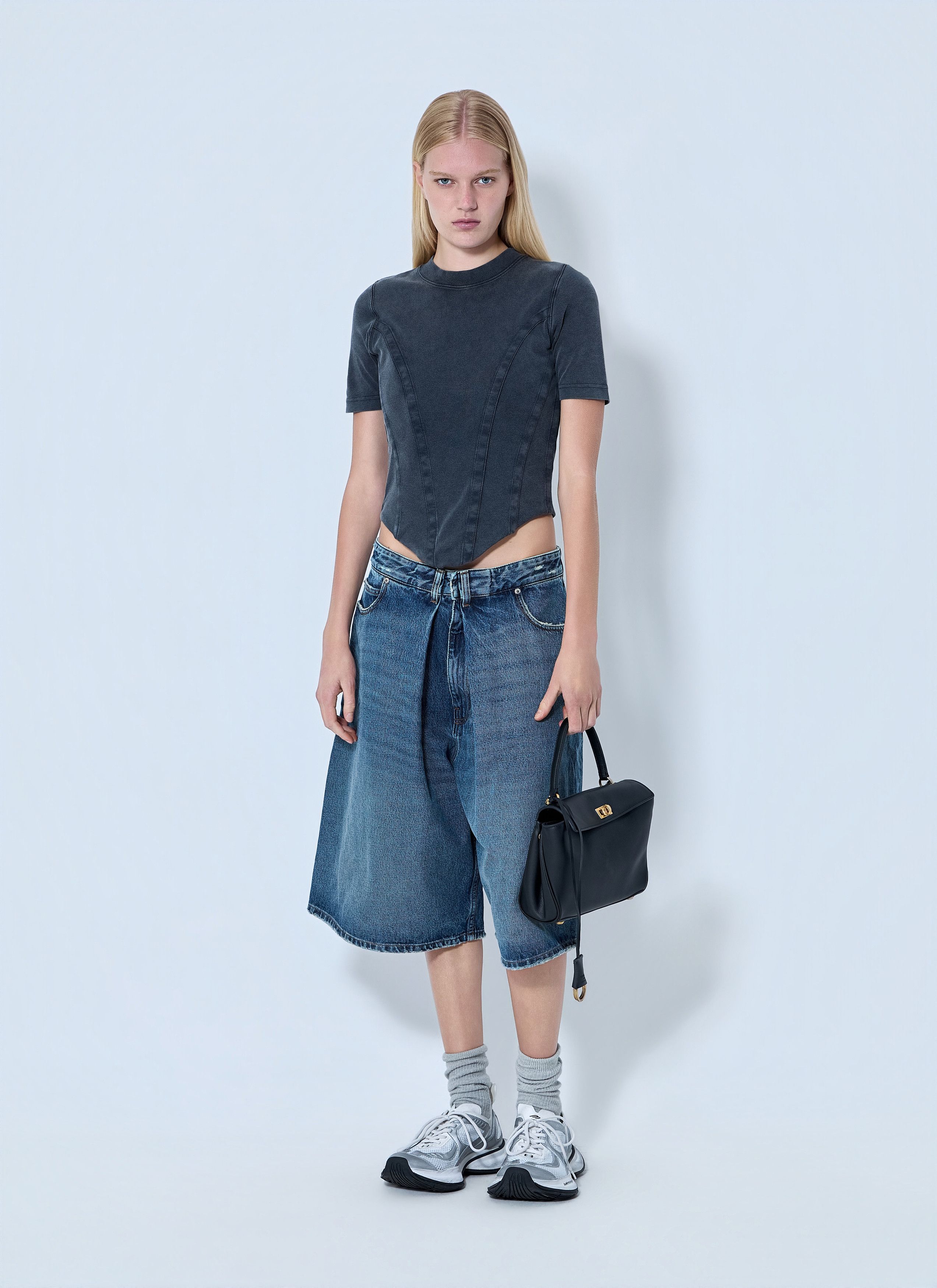 Balenciaga Folded Shorts Size 26" / US 2 / IT 38 - 2 Thumbnail