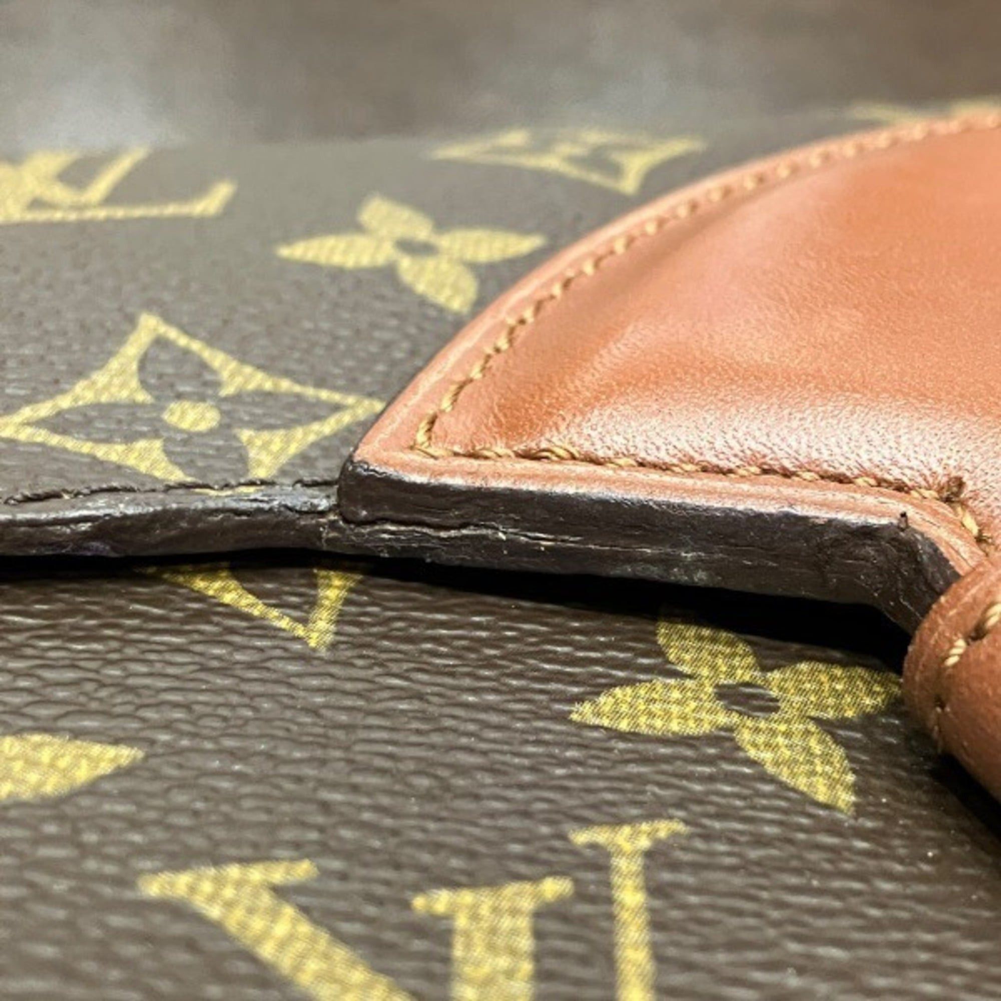 Louis Vuitton Louis Vuitton Monogram Chaillot M51788 Handbag, Second Bag, Clutch Bag for Men and Women Size ONE SIZE - 8 Thumbnail