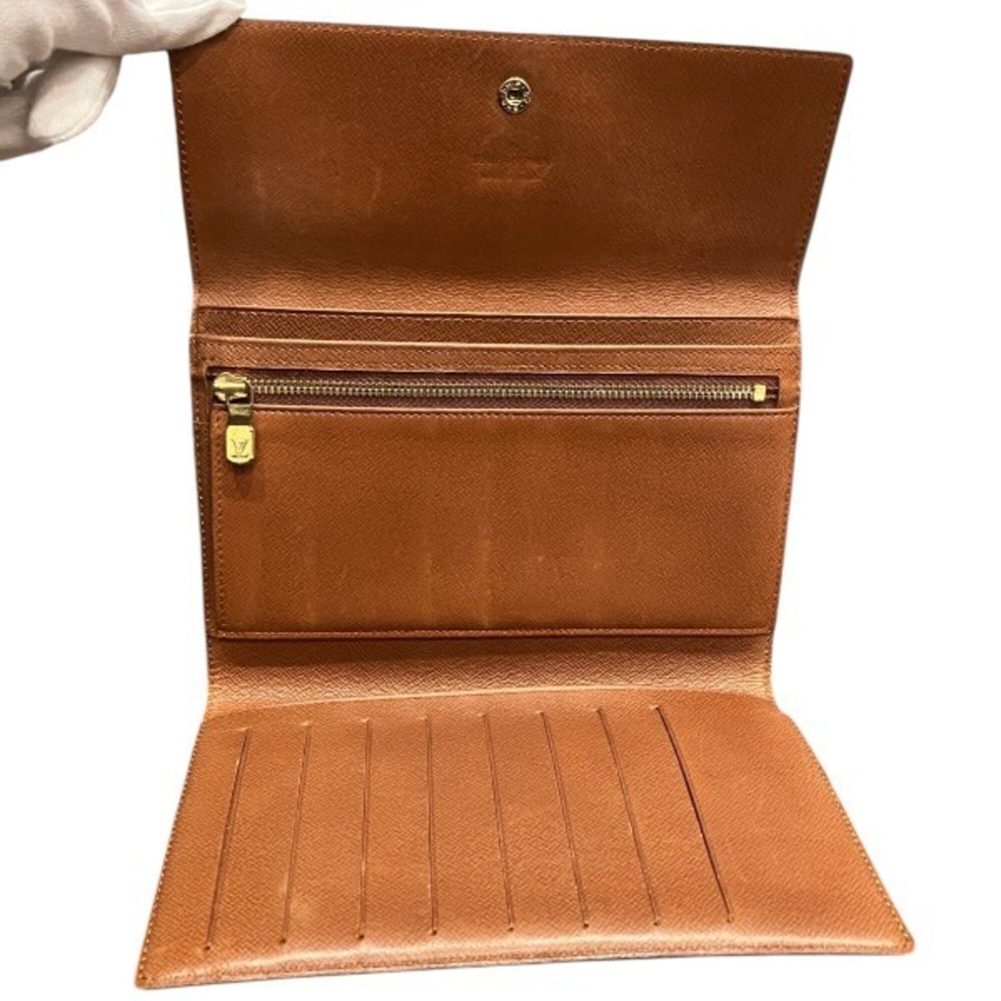 Louis Vuitton Louis Vuitton Monogram Pochette Passeport M60135 Long Wallet, Tri-fold Men's & Women's Size ONE SIZE - 3 Thumbnail