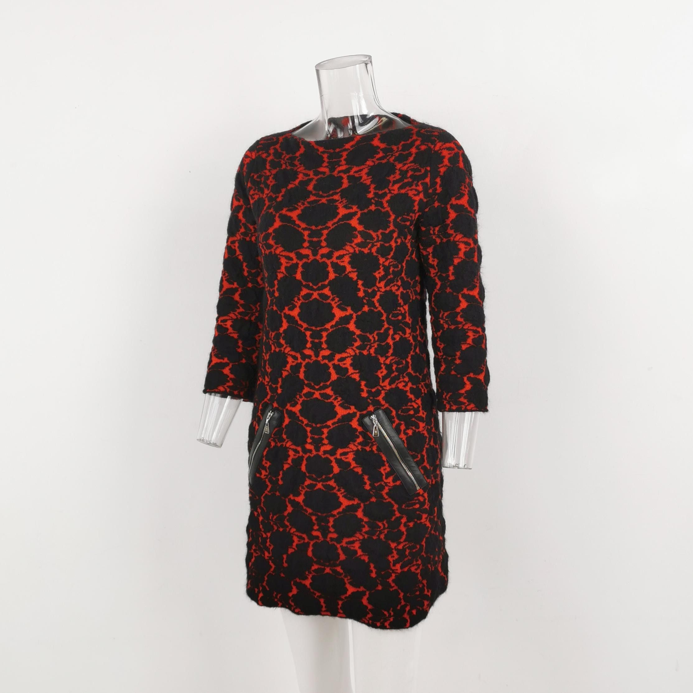 Louis Vuitton Louis Vuitton Patterned Knit Mini Dress XS Size XS / US 0-2 / IT 36-38 - 2 Thumbnail