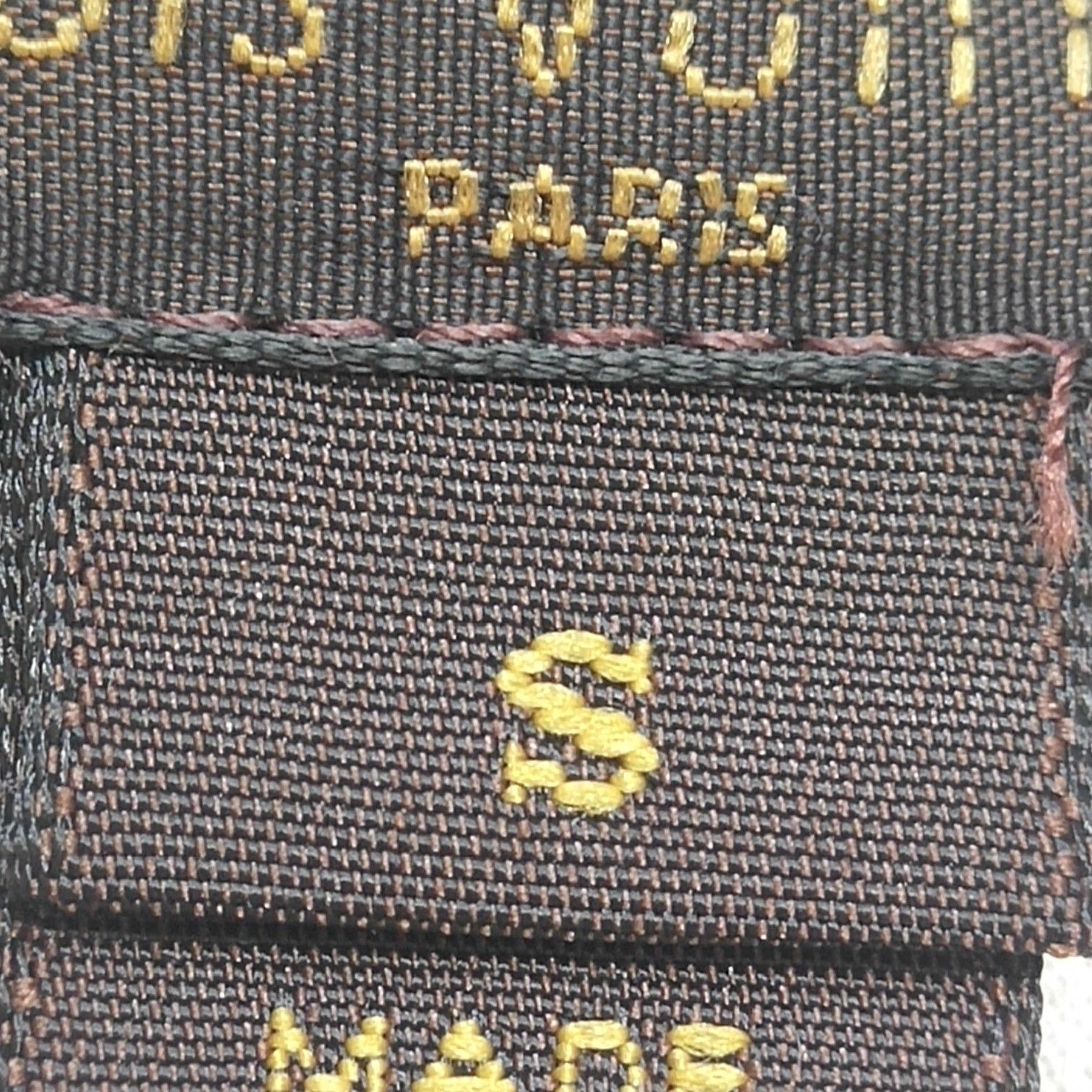 Louis Vuitton Louis Vuitton Monogram Charm T-Shirt Size S Size S / US 4 / IT 40 - 7 Thumbnail