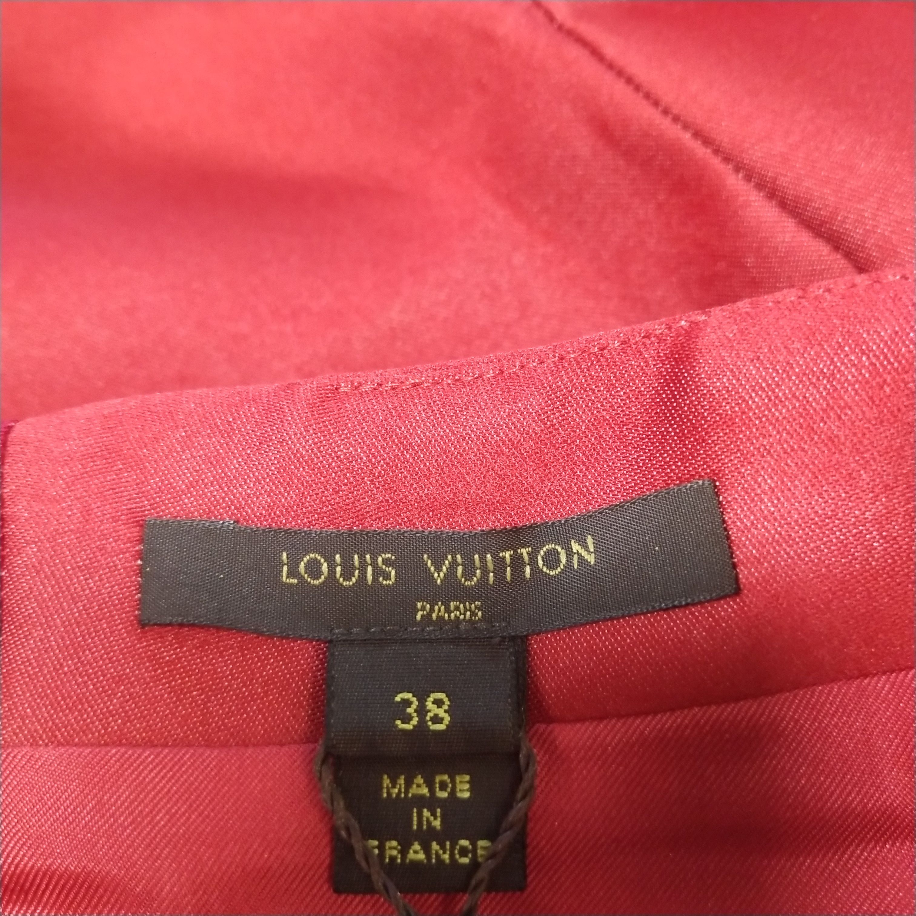 Louis Vuitton Louis Vuitton Red Mini Skirt Size 38 Size 27" / US 4 / IT 40 - 6 Thumbnail
