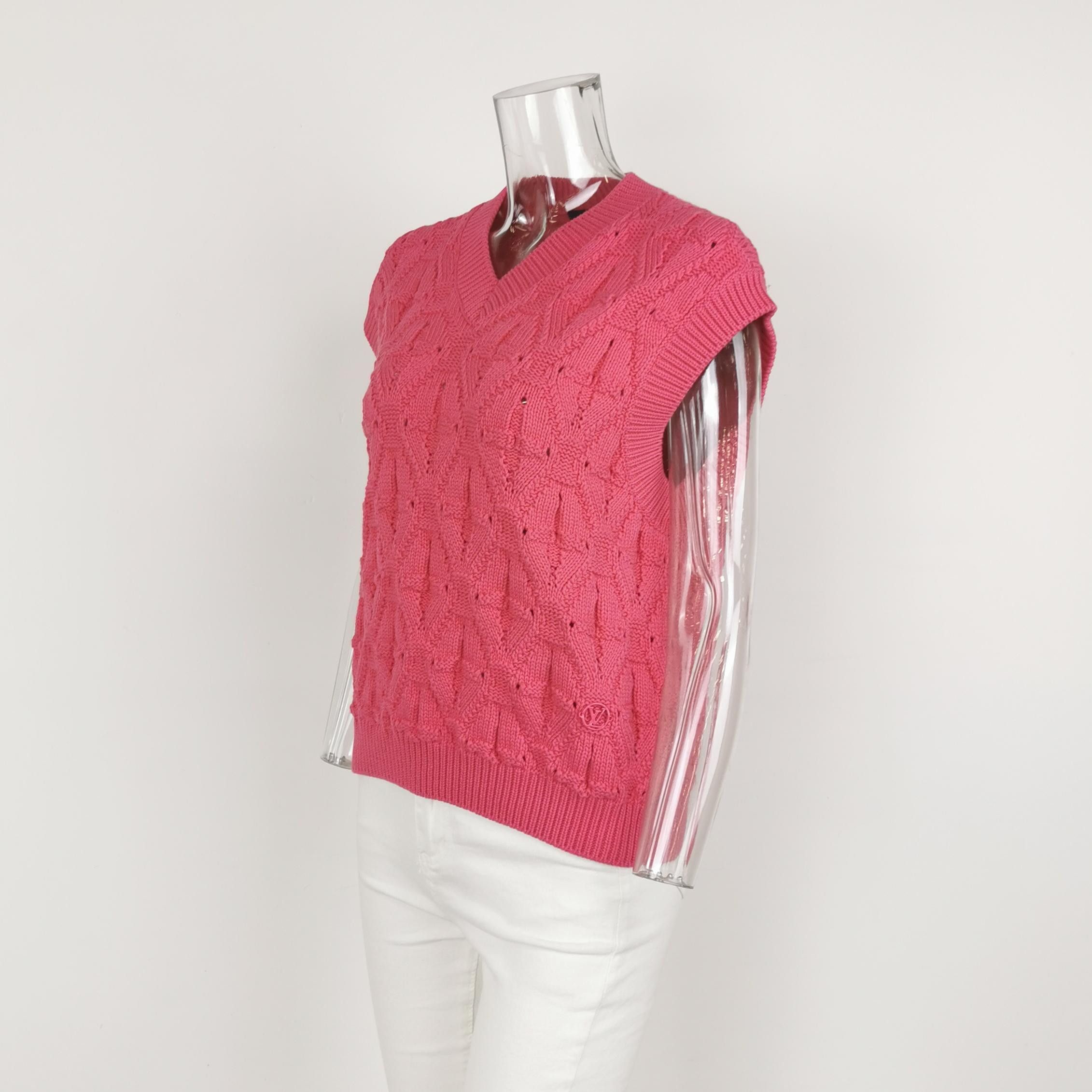 Louis Vuitton Louis Vuitton Pink Knit V-Neck Vest Size S Size S / US 4 / IT 40 - 2 Thumbnail