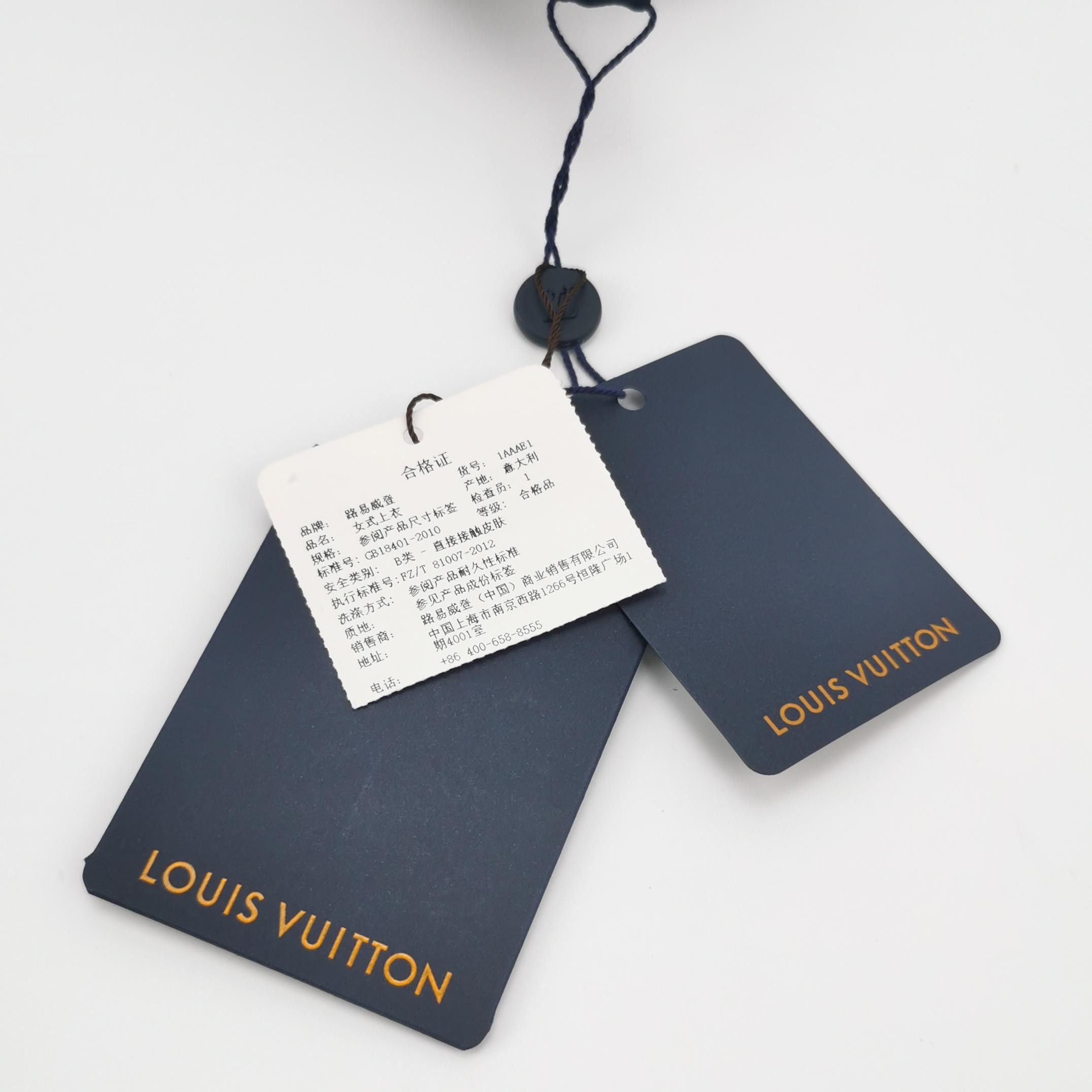 Louis Vuitton Louis Vuitton Monogram Silk Button Up Size 36 Size XS / US 0-2 / IT 36-38 - 5 Thumbnail