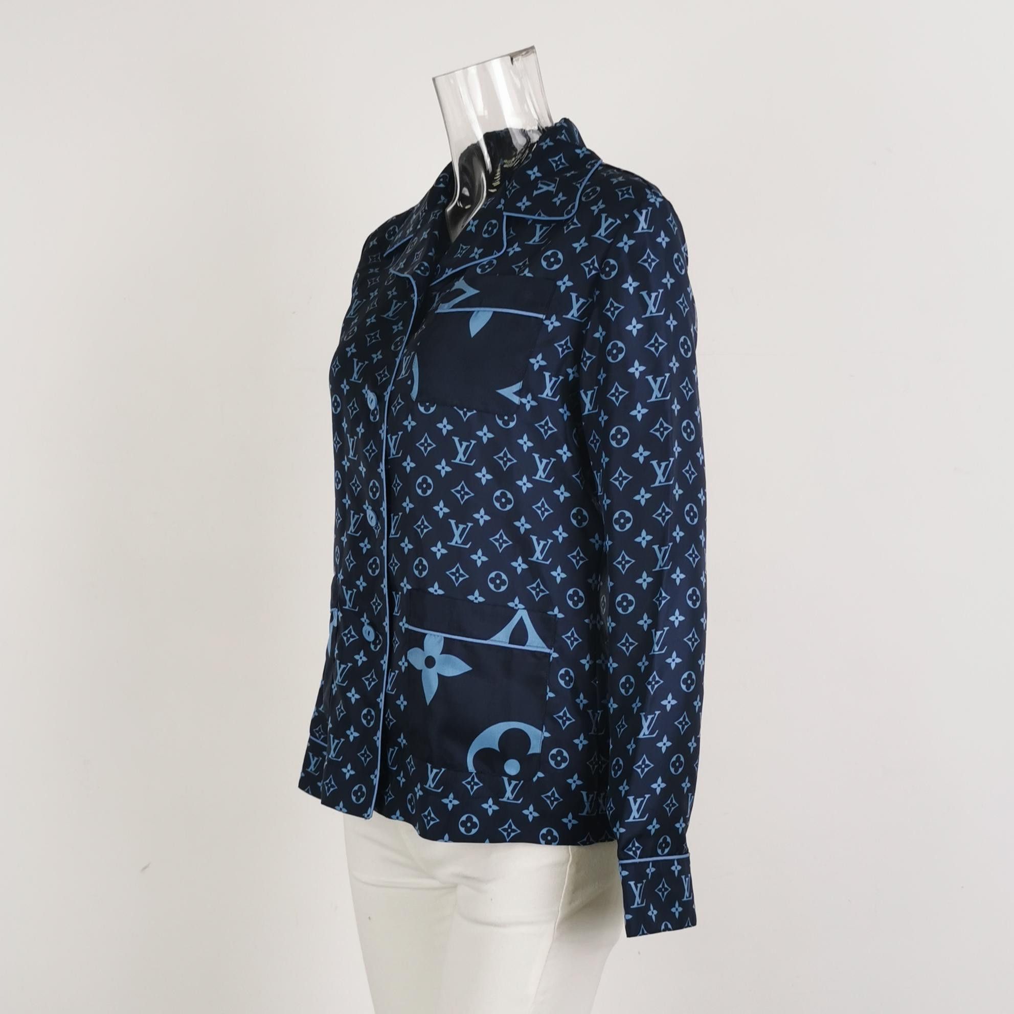 Louis Vuitton Louis Vuitton Monogram Silk Button Up Size 36 Size XS / US 0-2 / IT 36-38 - 2 Thumbnail