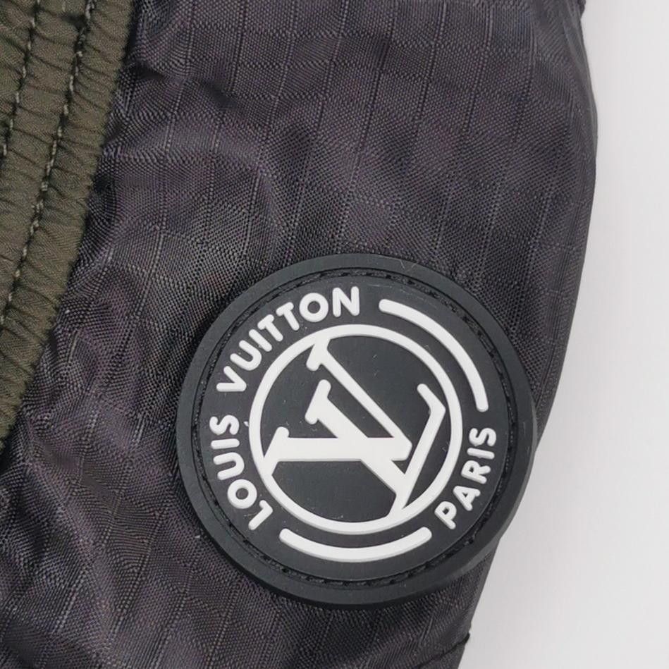 Louis Vuitton Louis Vuitton Logo Nylon Pants Size 36 Size 26" / US 2 / IT 38 - 4 Thumbnail