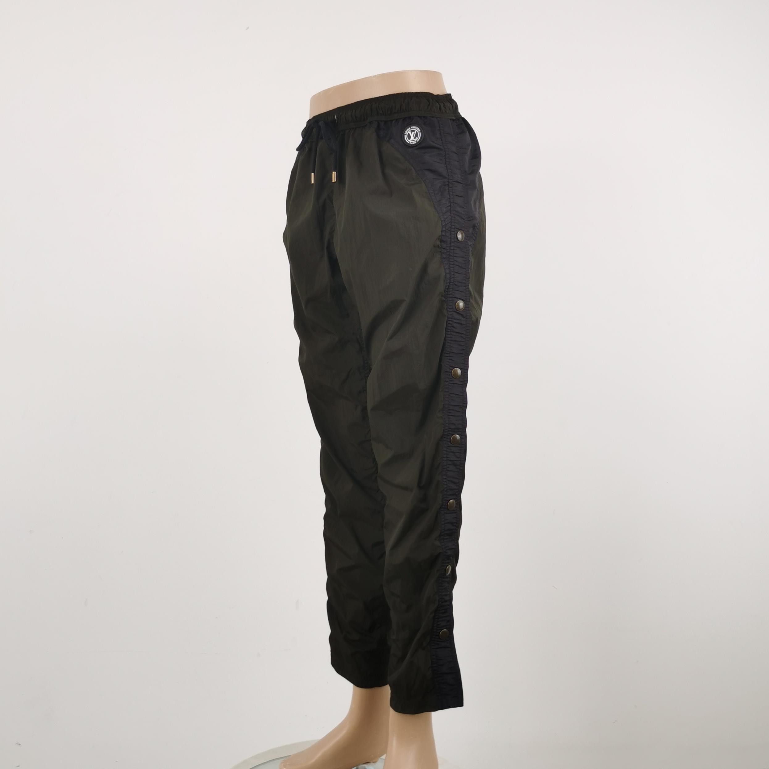 Louis Vuitton Louis Vuitton Logo Nylon Pants Size 36 Size 26" / US 2 / IT 38 - 2 Thumbnail