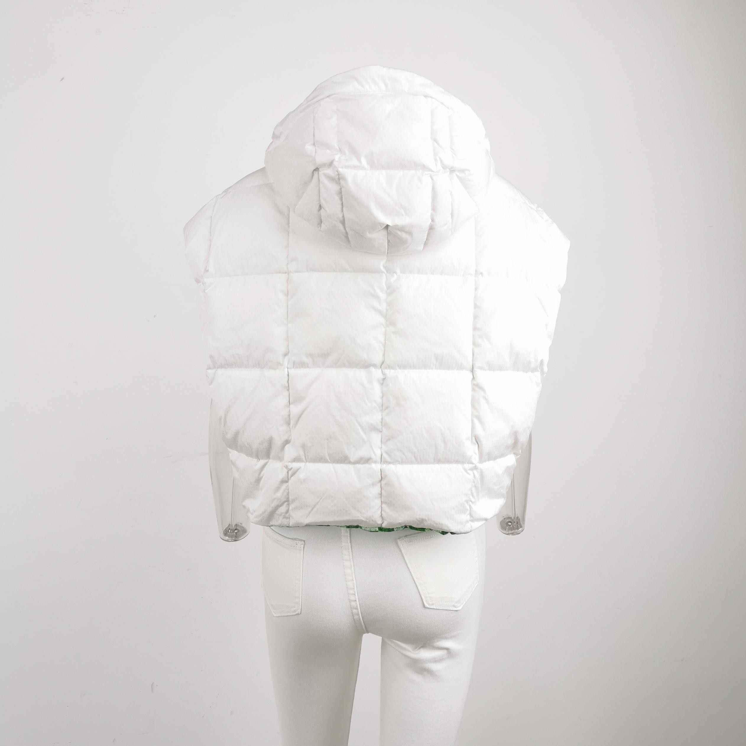 Louis Vuitton Louis Vuitton Green Check Hooded Down Vest Size 42 Size M / US 6-8 / IT 42-44 - 3 Thumbnail
