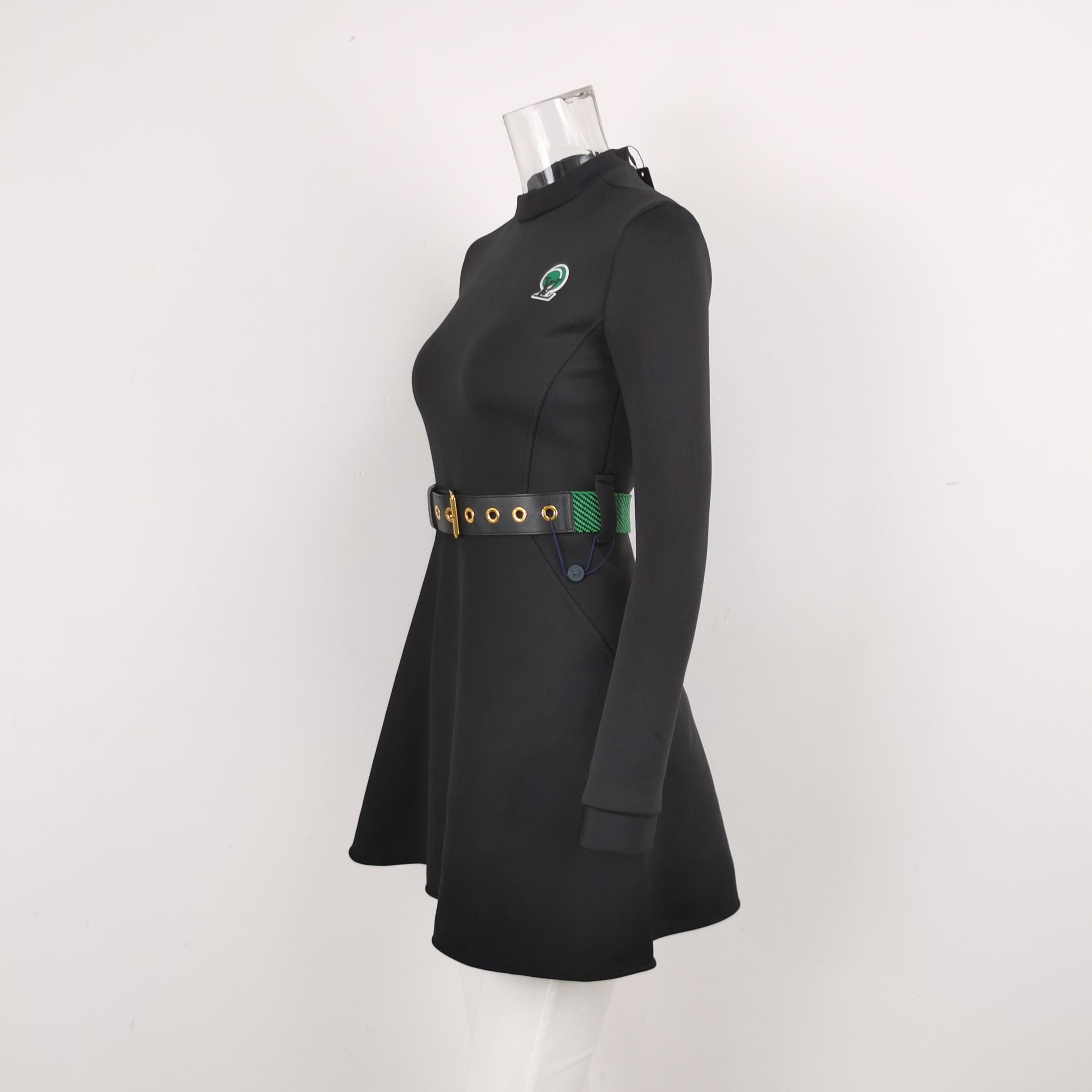 Louis Vuitton Louis Vuitton Logo Belt Mini Dress Size 34 Size XS / US 0-2 / IT 36-38 - 2 Thumbnail