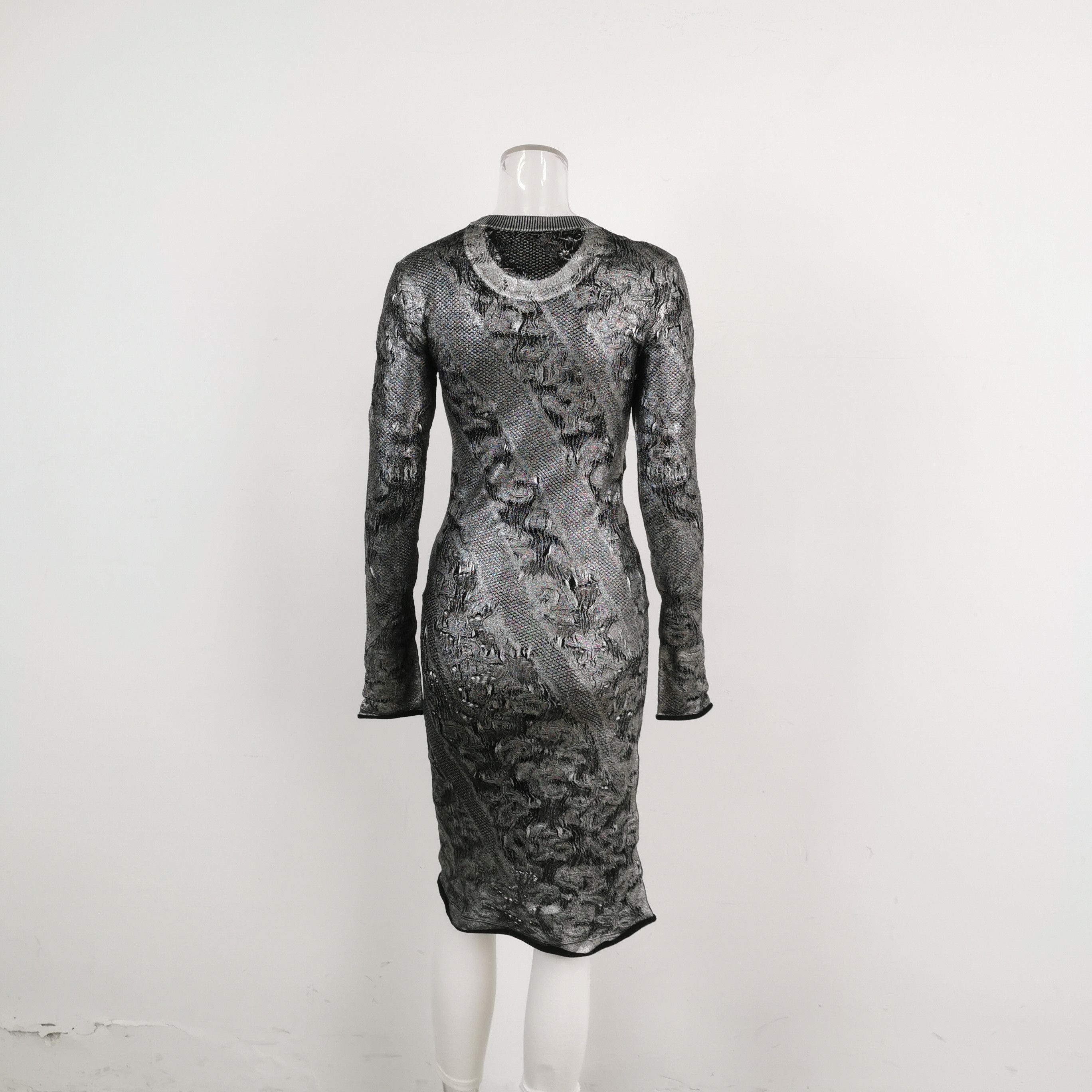 Louis Vuitton Louis Vuitton Metallic Pattern Midi Dress Size S Size S / US 4 / IT 40 - 2 Thumbnail