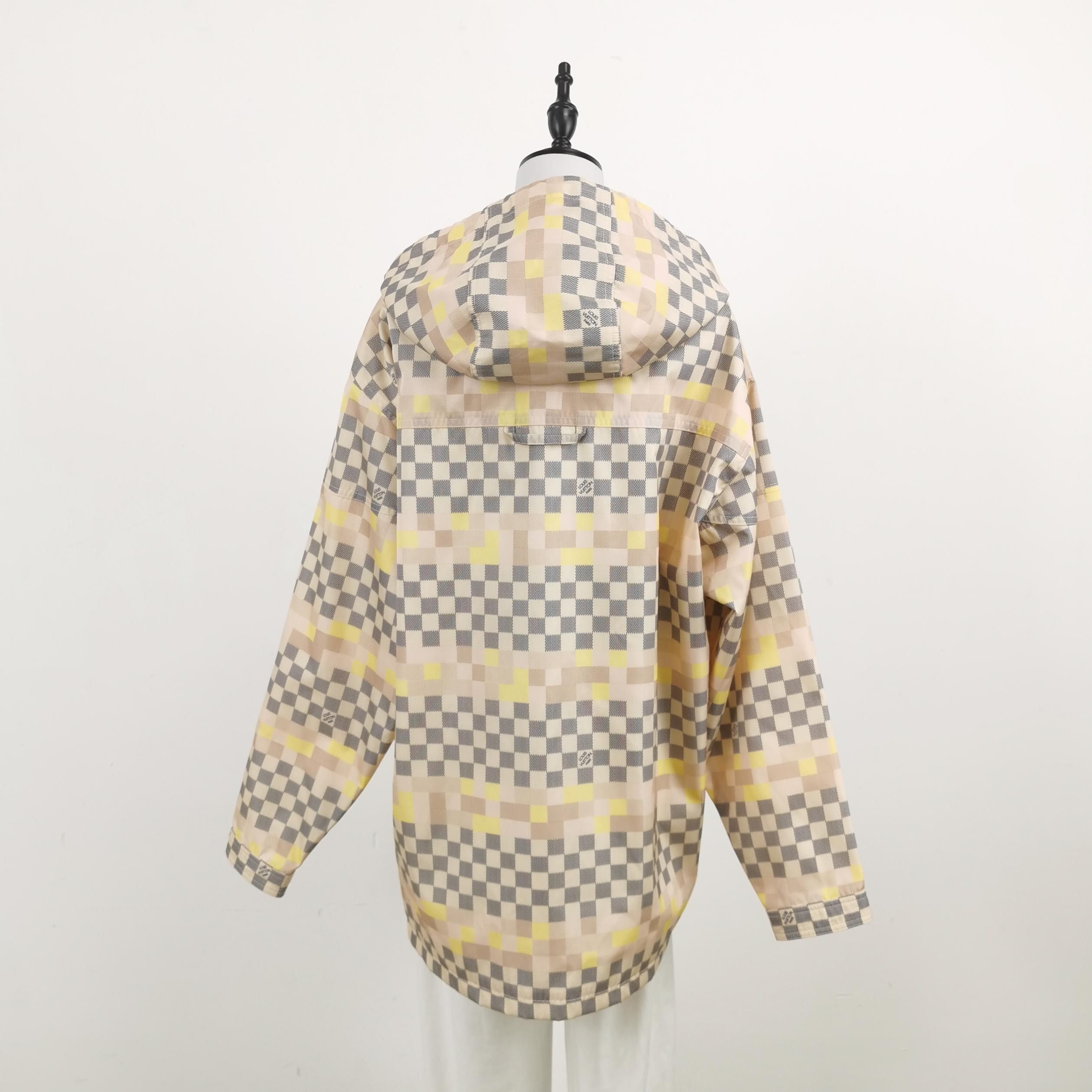 Louis Vuitton Louis Vuitton Checkerboard Hooded Jacket Size 38 (FR) Size S / US 4 / IT 40 - 2 Thumbnail
