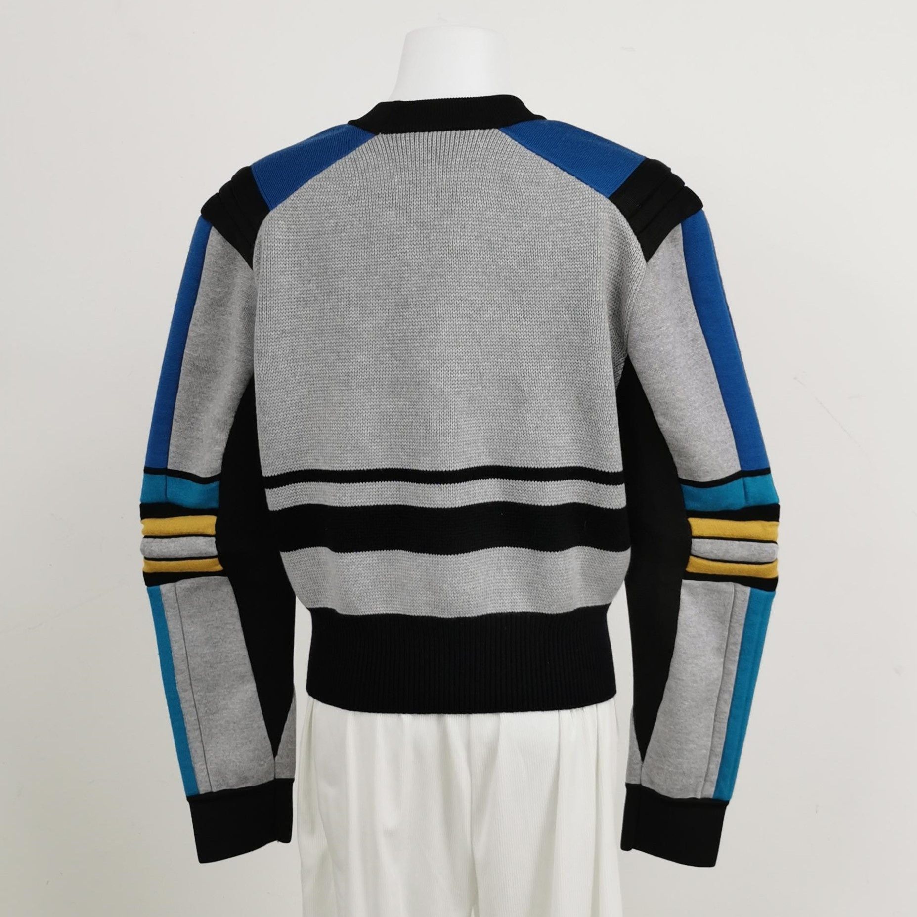 Louis Vuitton Louis Vuitton Colorblock Knit Sweater M Size M / US 6-8 / IT 42-44 - 2 Thumbnail