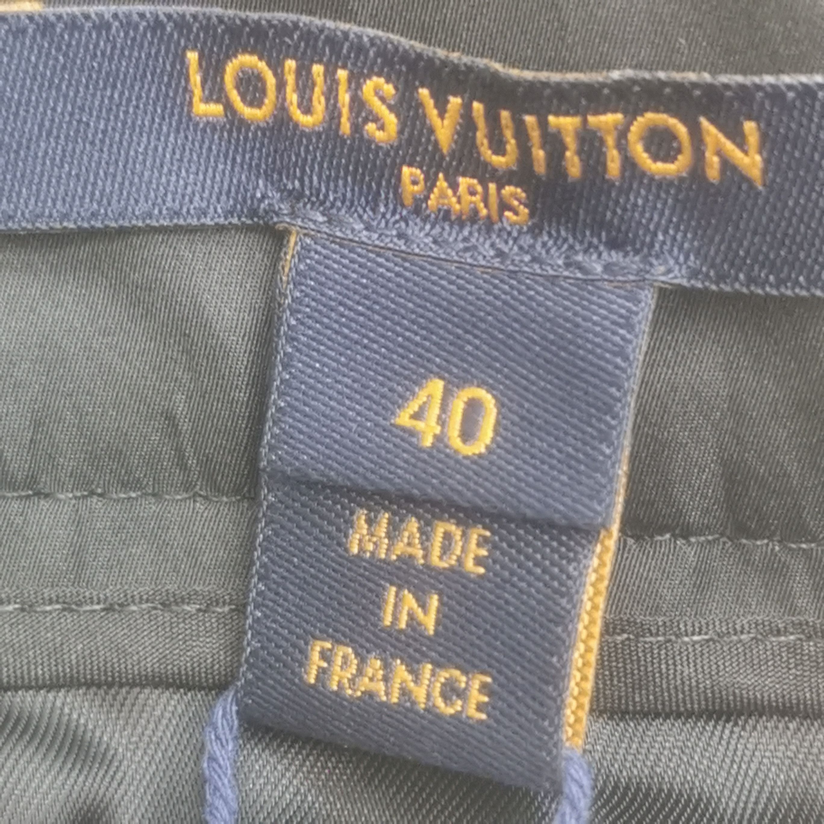 Louis Vuitton Louis Vuitton Monogram Detail Skirt Size 40 Size 28" / US 6 / IT 42 - 7 Thumbnail