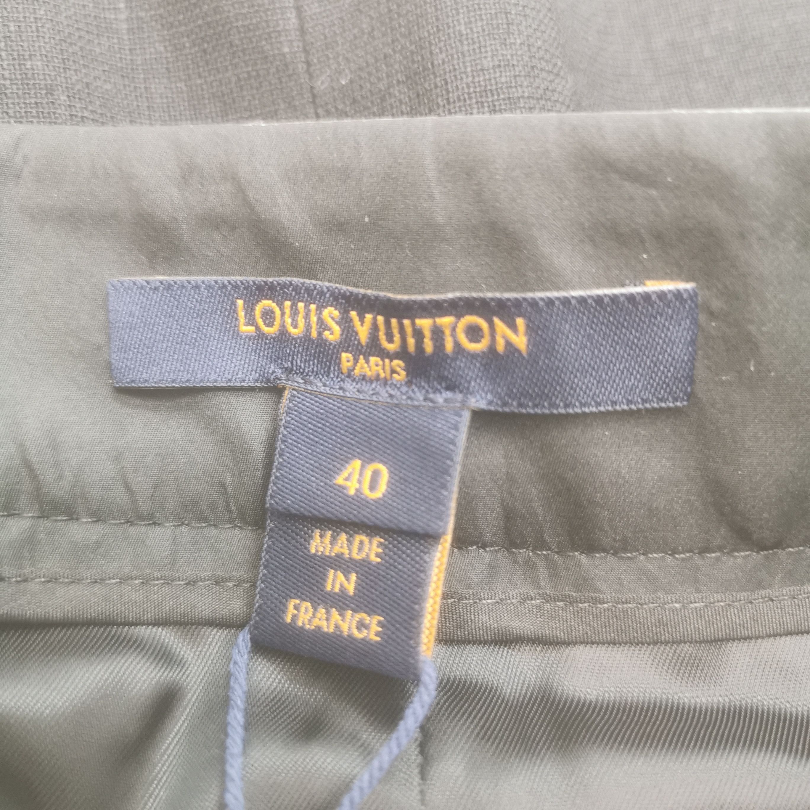 Louis Vuitton Louis Vuitton Monogram Detail Skirt Size 40 Size 28" / US 6 / IT 42 - 6 Thumbnail