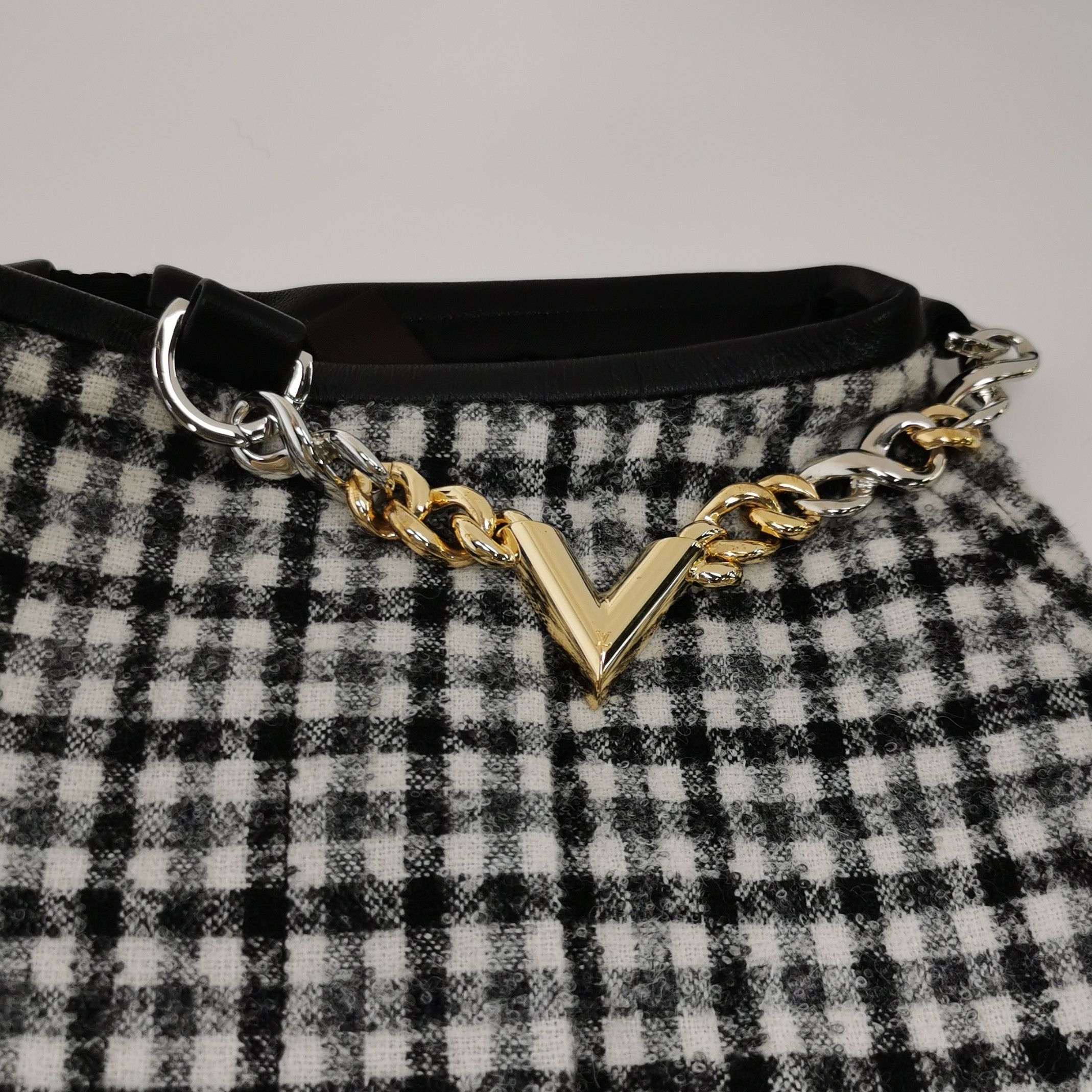 Louis Vuitton Louis Vuitton Plaid Wool Blend Midi Skirt Size 34 Size 25" / US 0 / IT 36 - 3 Thumbnail