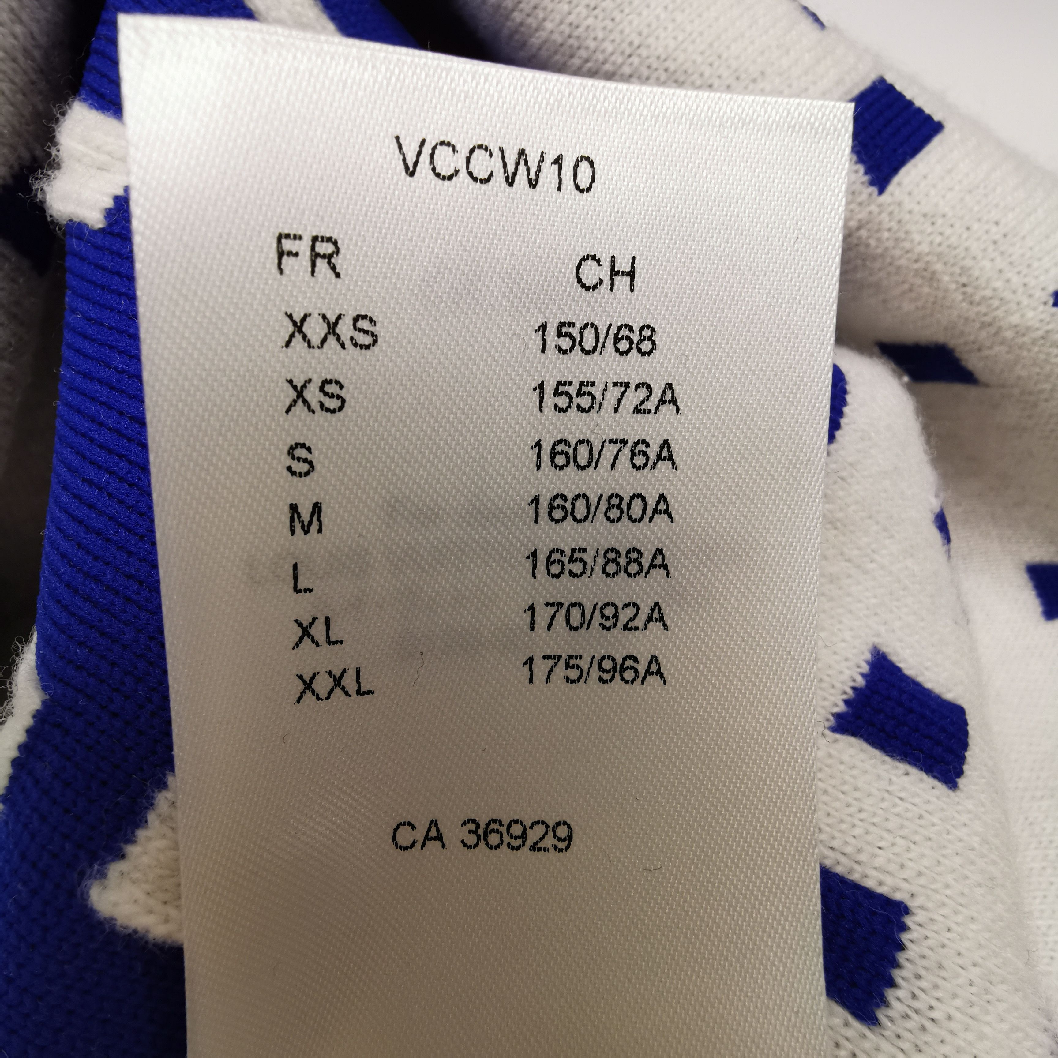 Louis Vuitton Louis Vuitton Logo Knit Hooded Pullover Size M Size US M / EU 48-50 / 2 - 6 Thumbnail