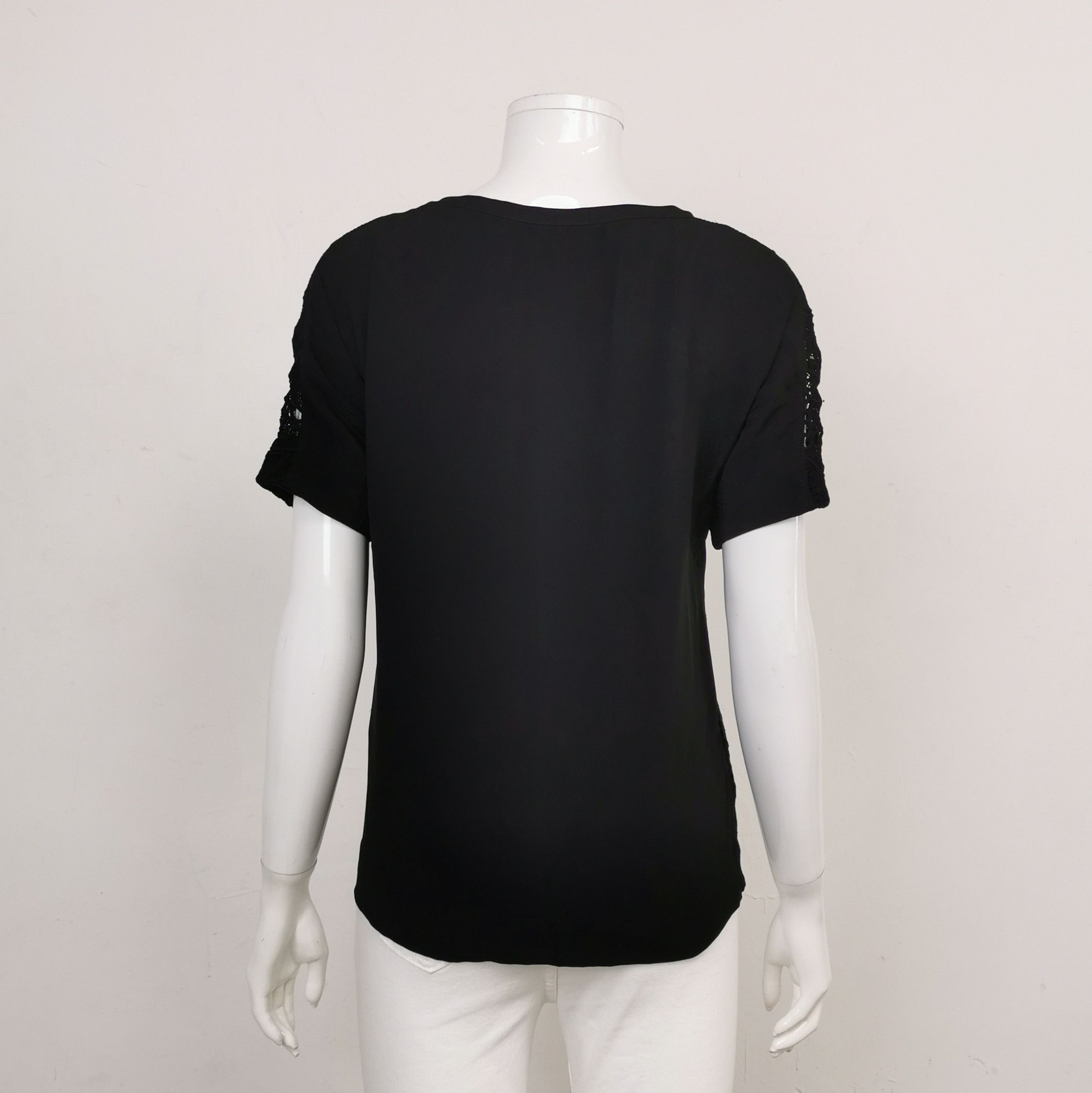 Louis Vuitton Louis Vuitton Lace Blouse Size 34 Size XS / US 0-2 / IT 36-38 - 2 Thumbnail