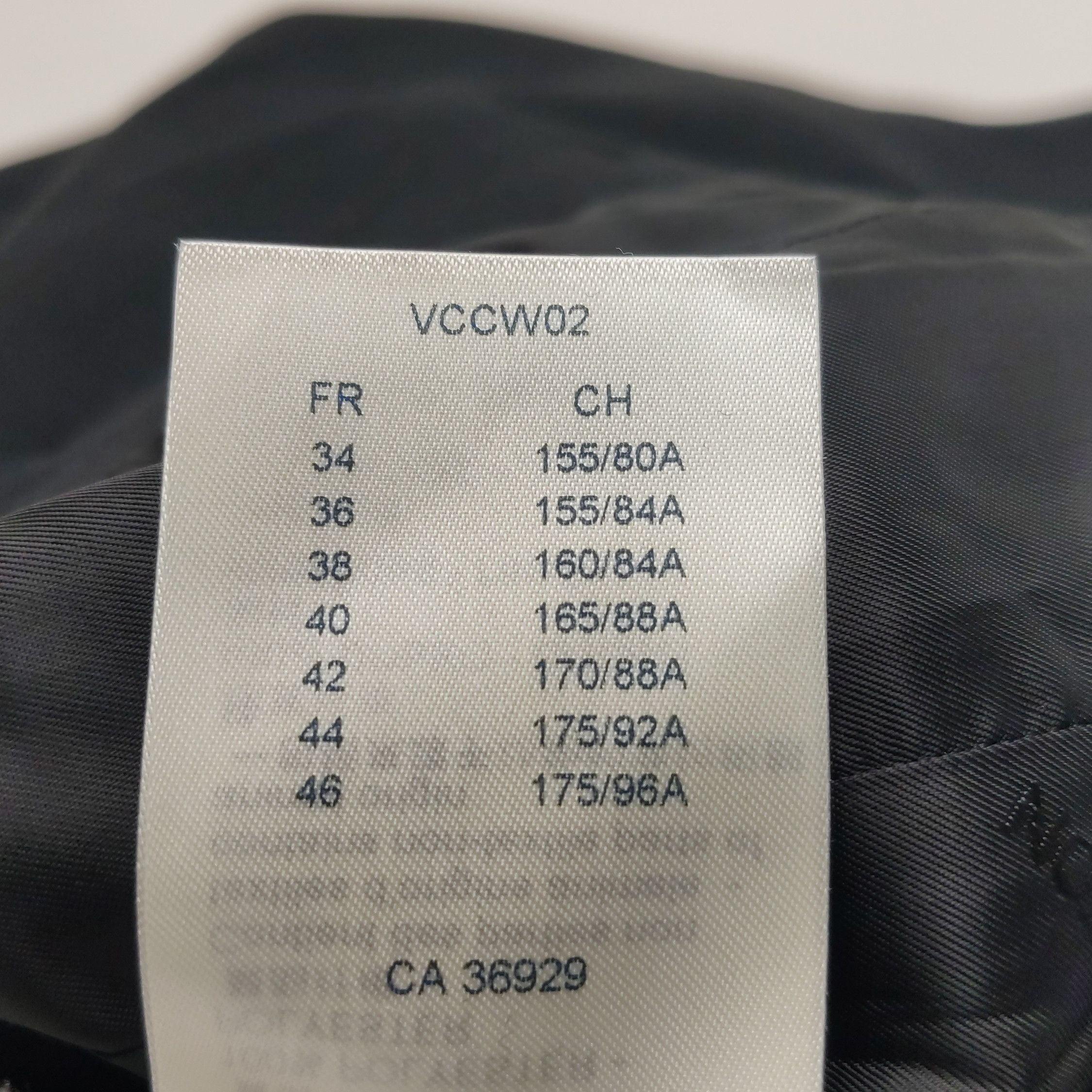 Louis Vuitton Louis Vuitton Monogram Detail Wool Blazer Size 38 Size S / US 4 / IT 40 - 7 Thumbnail