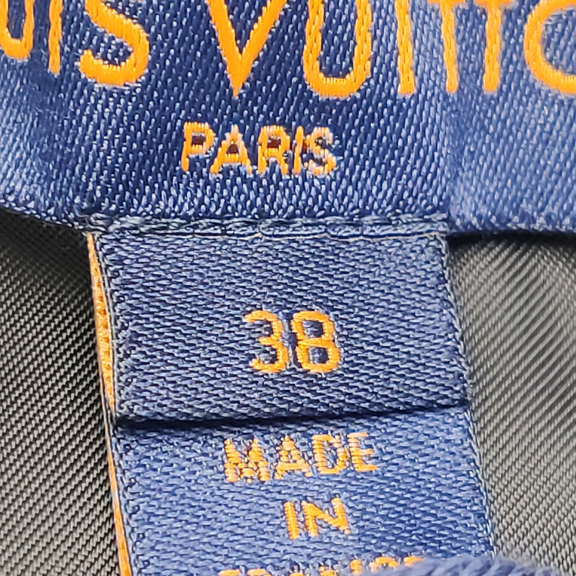 Louis Vuitton Louis Vuitton Monogram Detail Wool Blazer Size 38 Size S / US 4 / IT 40 - 6 Thumbnail