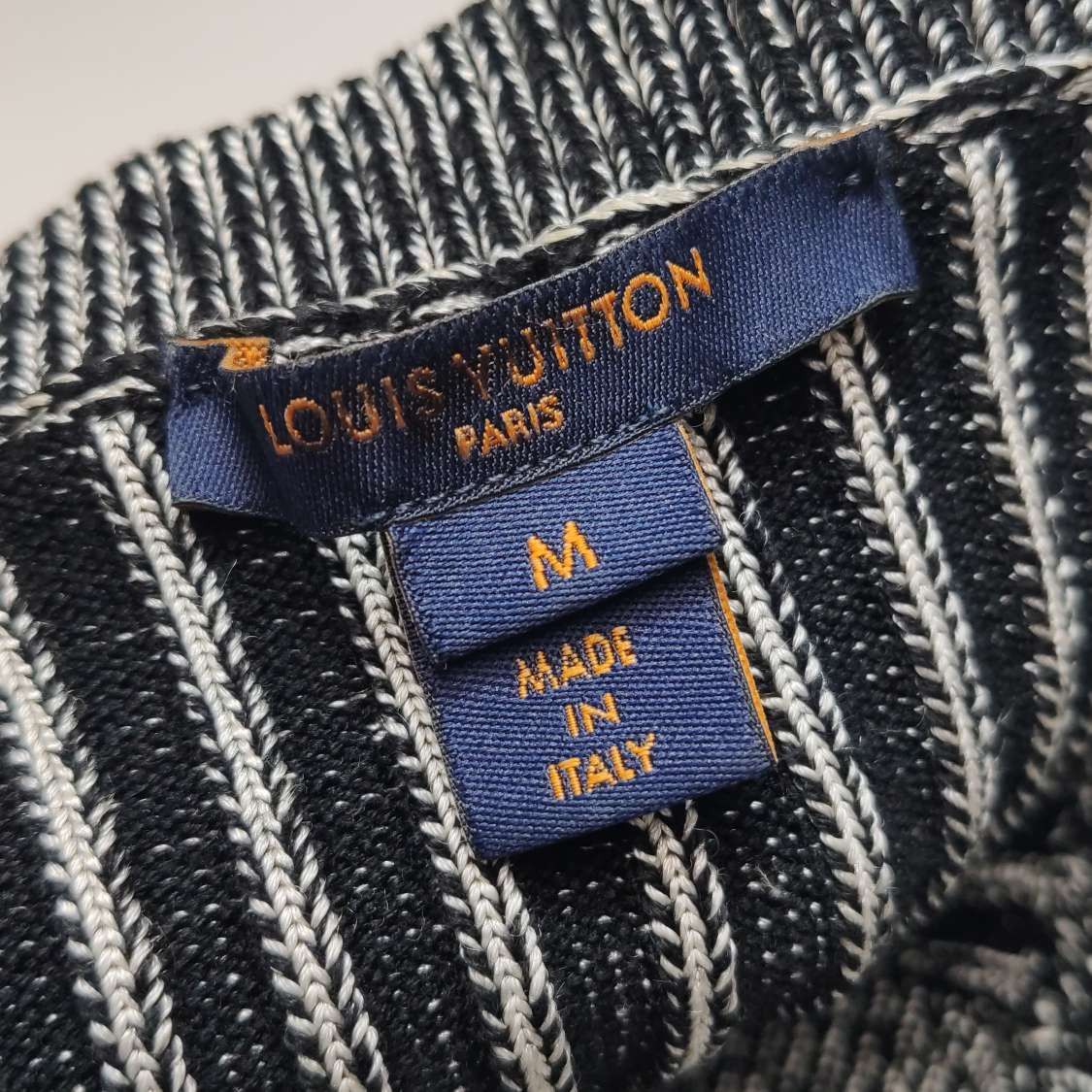 Louis Vuitton Louis Vuitton Striped Knit Cardigan Set Size M Size M / US 6-8 / IT 42-44 - 4 Thumbnail