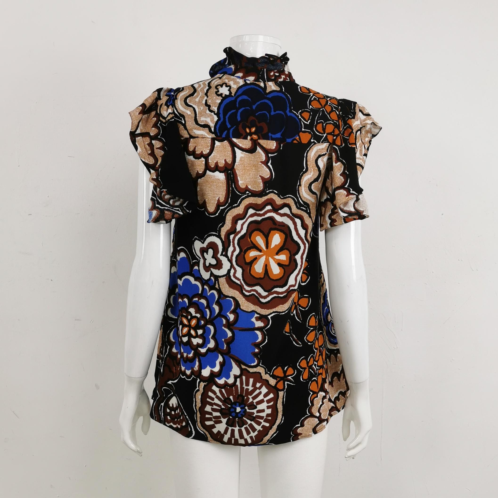 Louis Vuitton Louis Vuitton Floral Print Blouse Size 36 Size XS / US 0-2 / IT 36-38 - 2 Thumbnail