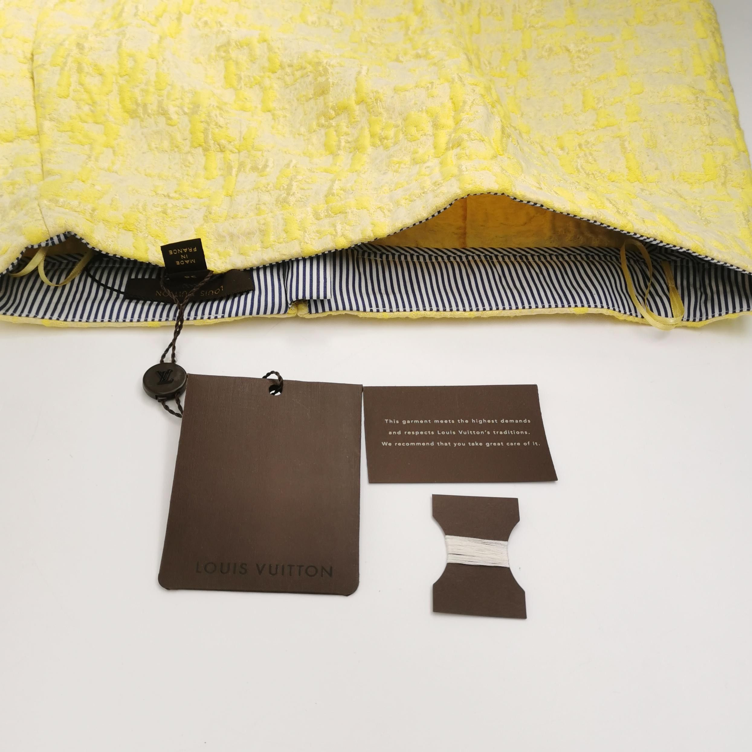 Louis Vuitton Louis Vuitton Yellow Textured Mini Skirt Size 36 Size 26" / US 2 / IT 38 - 4 Thumbnail