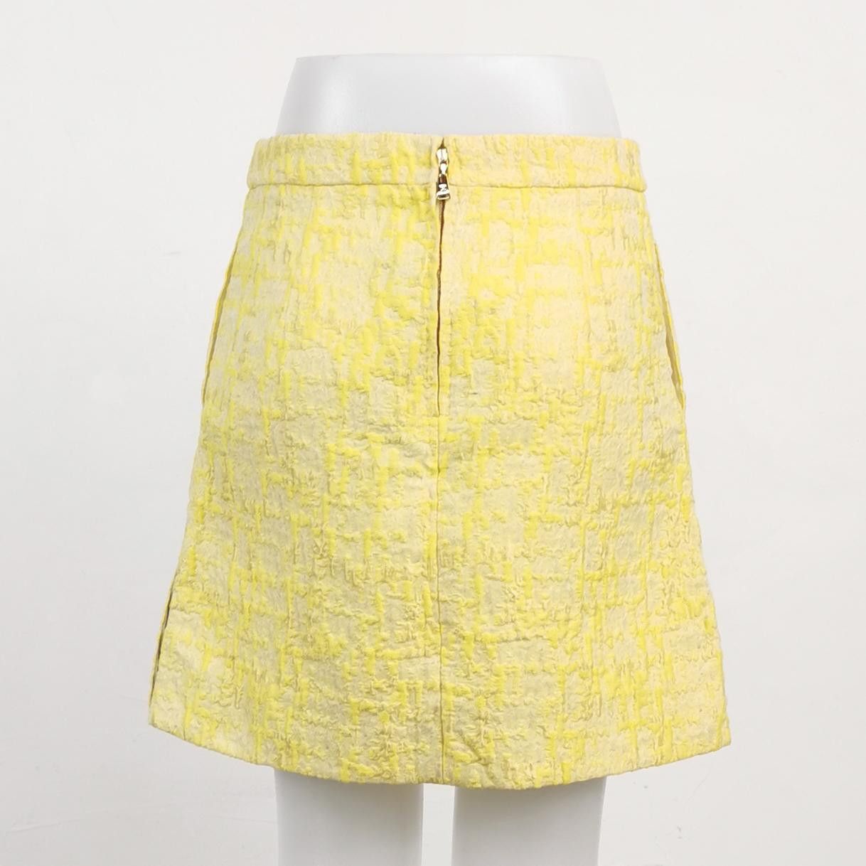 Louis Vuitton Louis Vuitton Yellow Textured Mini Skirt Size 36 Size 26" / US 2 / IT 38 - 2 Thumbnail