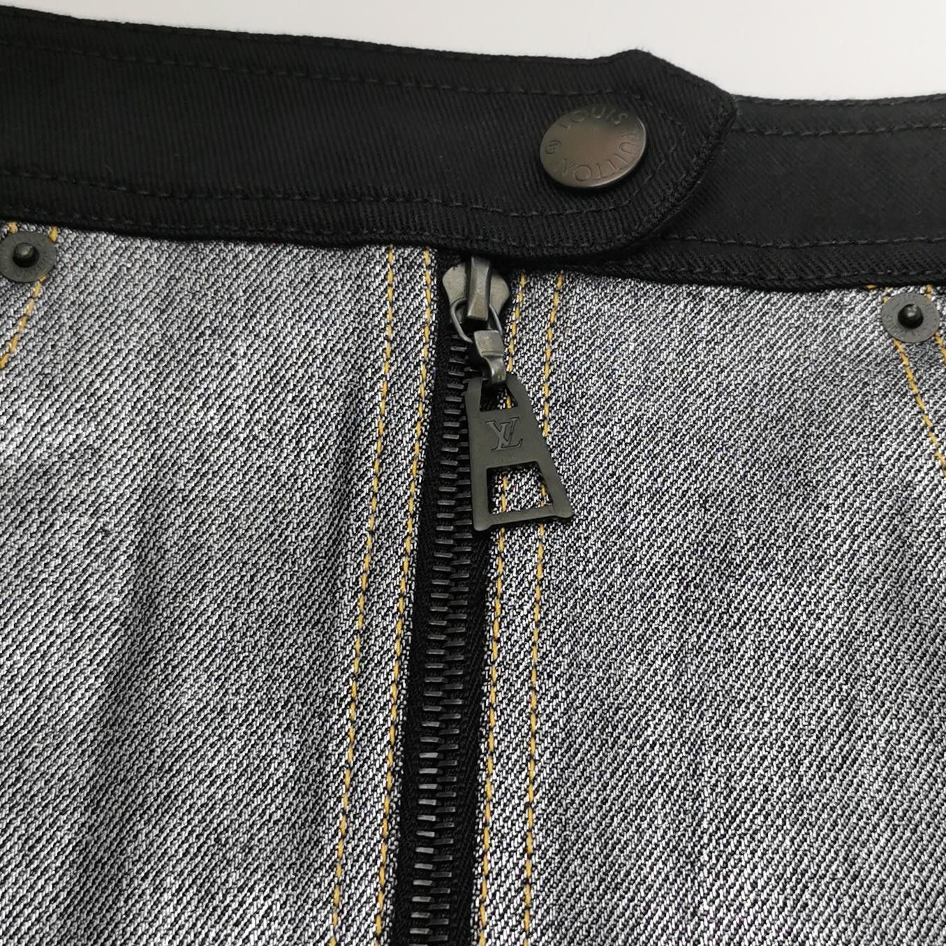 Louis Vuitton Louis Vuitton Metallic Cotton Mini Skirt Size 38 Size 27" / US 4 / IT 40 - 3 Thumbnail