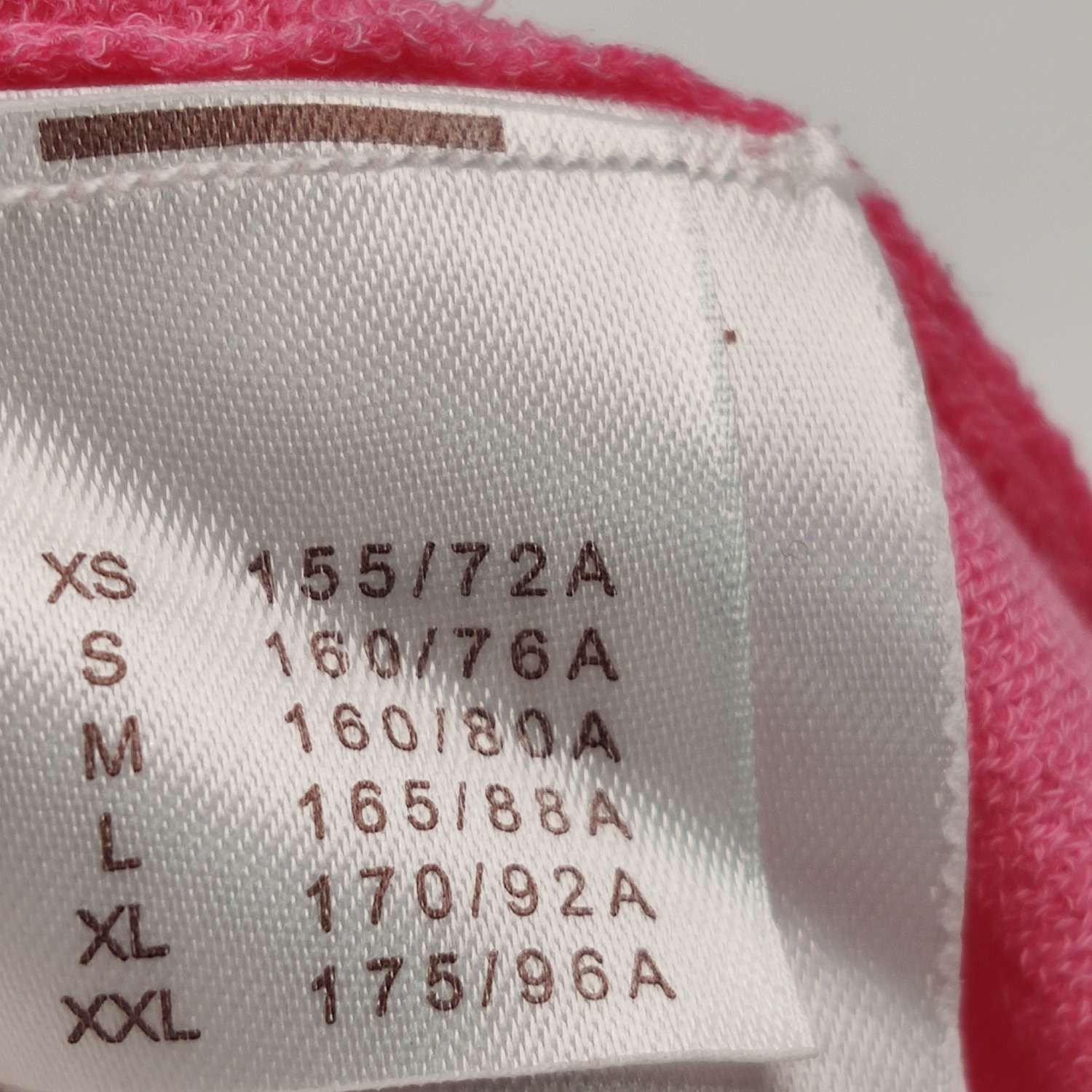 Louis Vuitton Louis Vuitton Pink Mesh Knit Sweater Size M Size M / US 6-8 / IT 42-44 - 5 Thumbnail