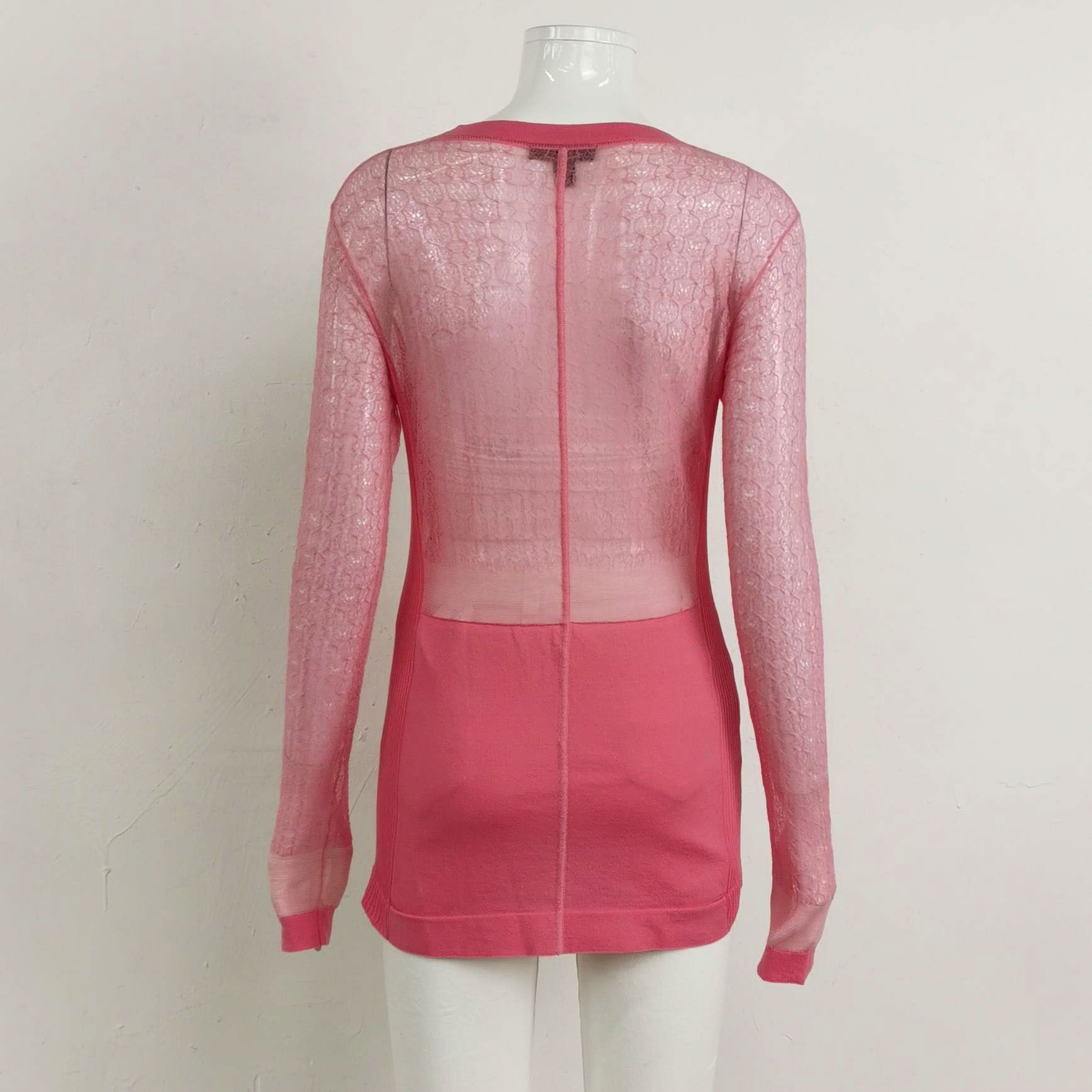 Louis Vuitton Louis Vuitton Pink Mesh Knit Sweater Size M Size M / US 6-8 / IT 42-44 - 2 Thumbnail