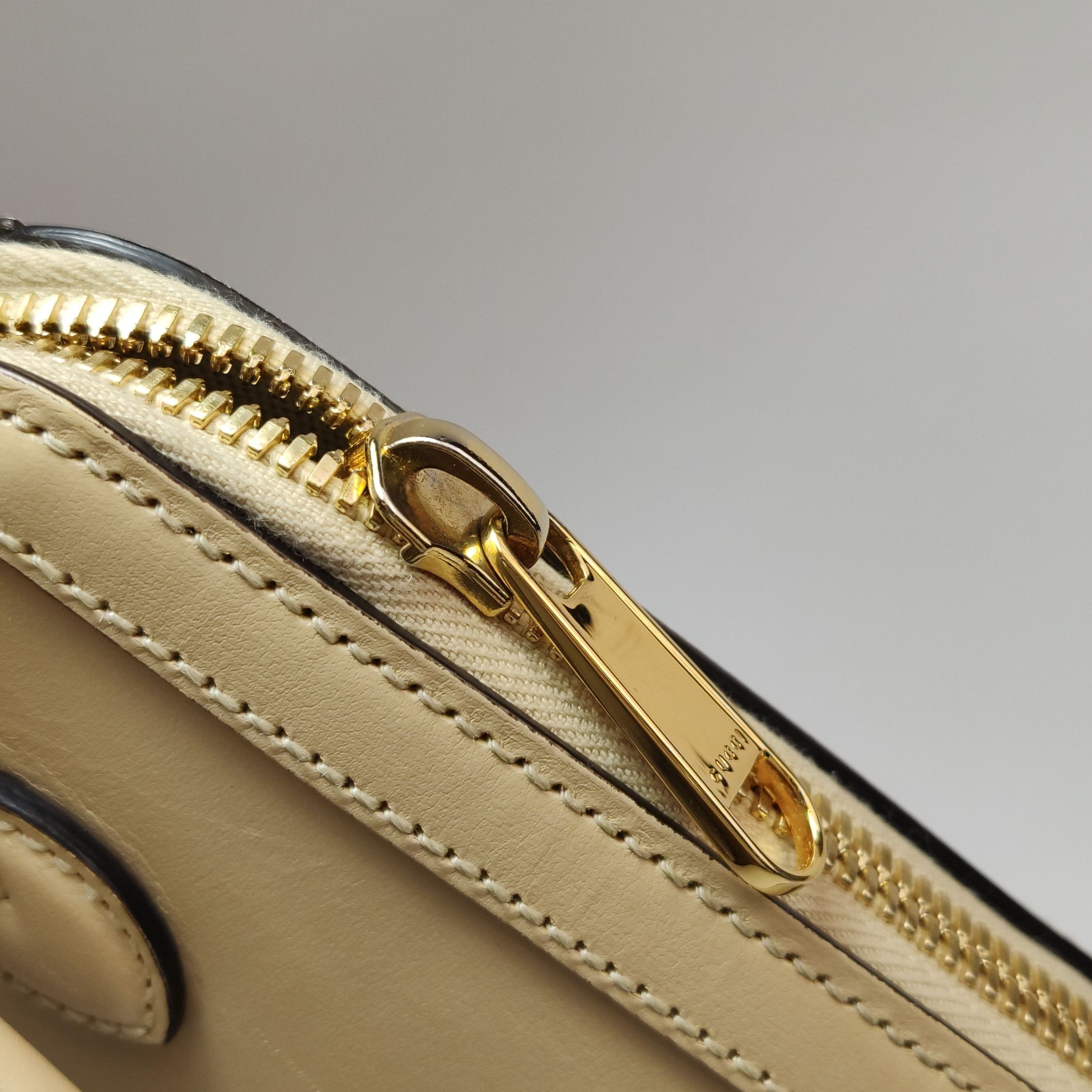 Gucci Gucci Women os Crossbody Bags Size ONE SIZE - 12 Thumbnail