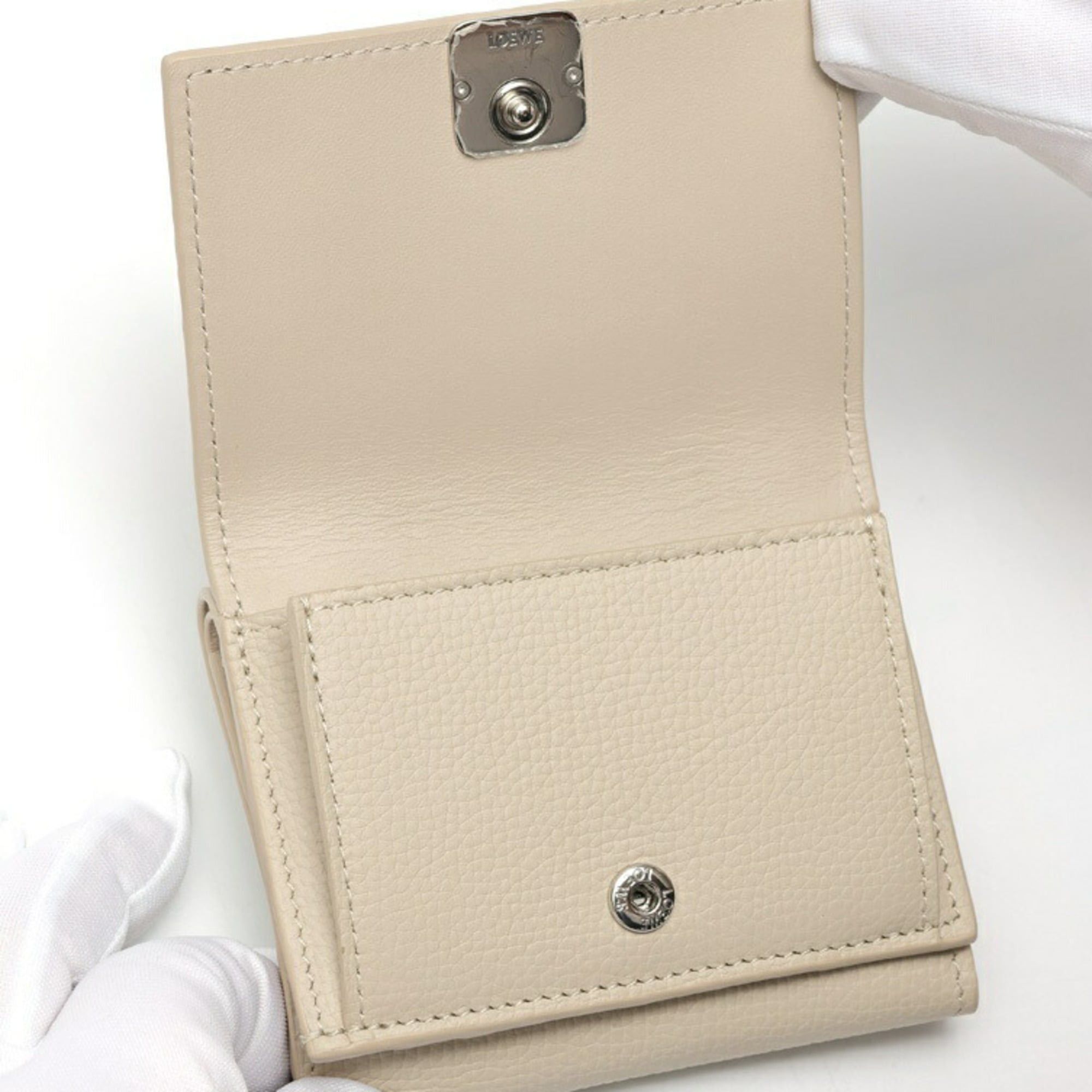 Loewe Loewe Anagram Trifold Wallet, C821TR2X, Pebble Grain Calf Leather, Light Ghost (Greige) Size ONE SIZE - 4 Thumbnail