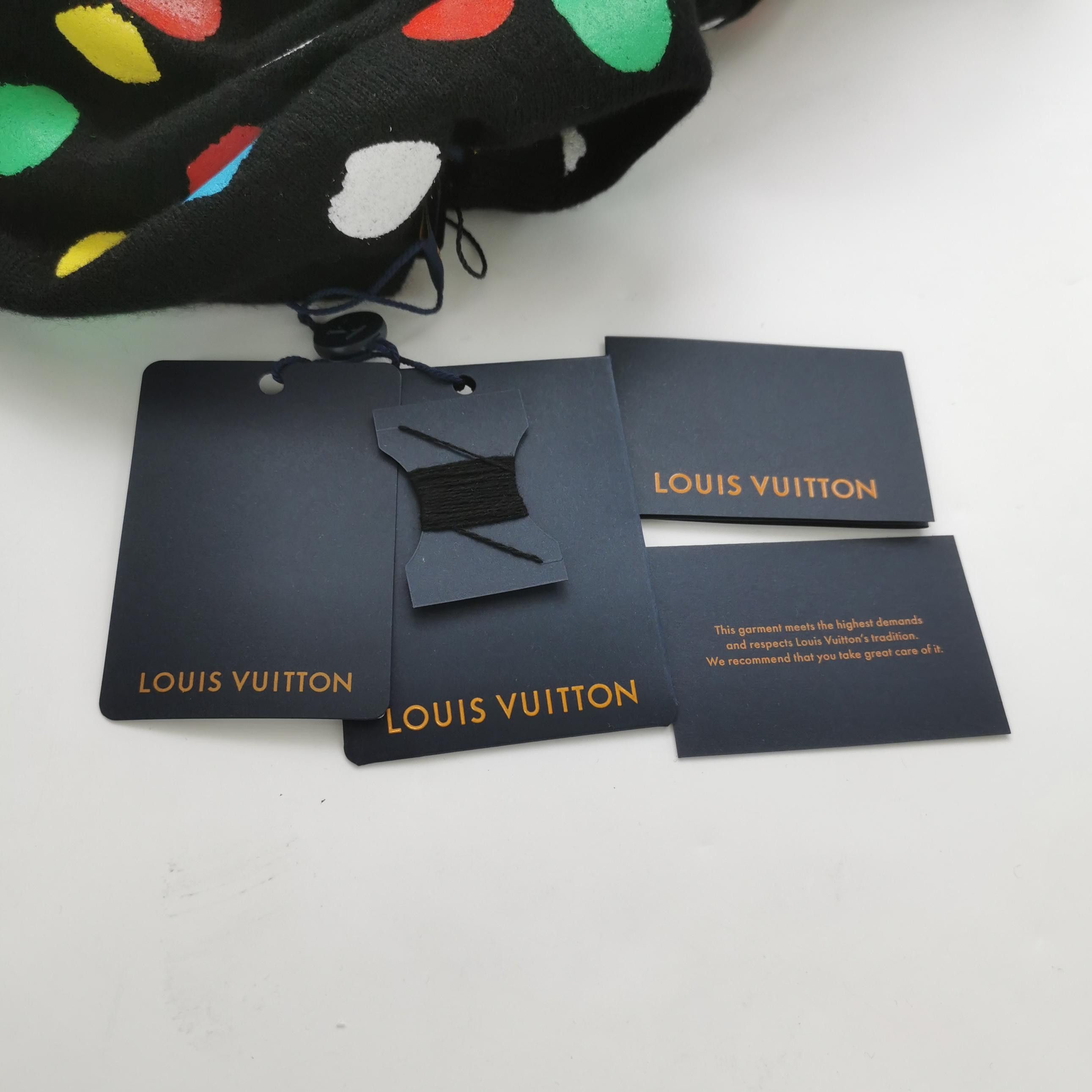 Louis Vuitton Louis Vuitton x Yayoi Kusama Polka Dot Sweater Size M Size US M / EU 48-50 / 2 - 3 Thumbnail