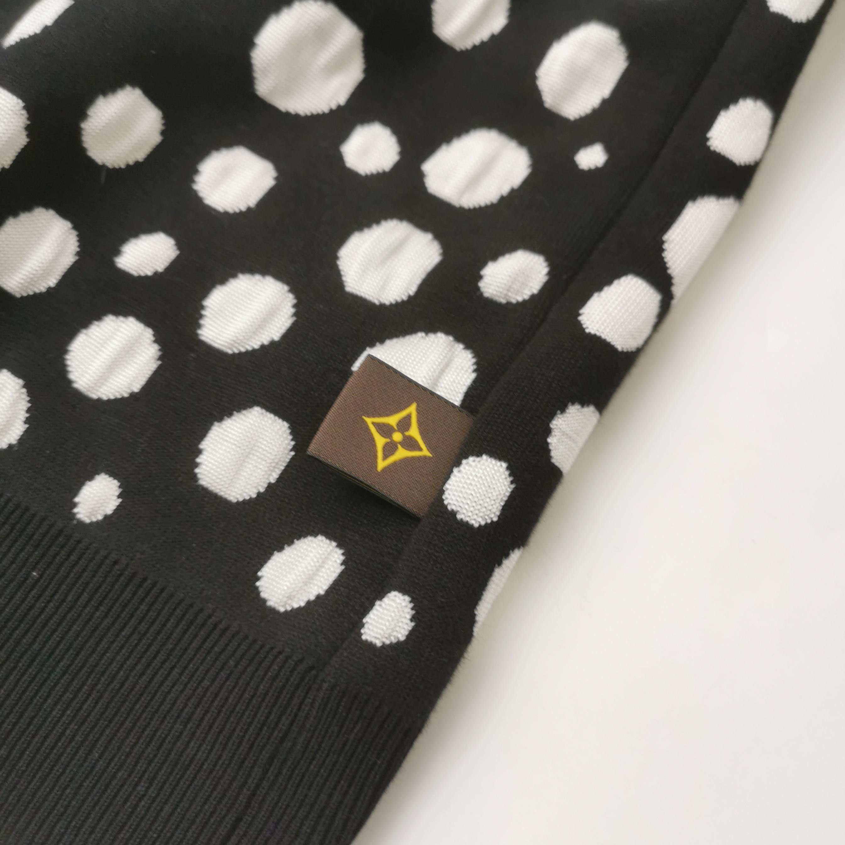 Louis Vuitton Louis Vuitton x Yayoi Kusama Polka Dot Sweater Size M Size M / US 6-8 / IT 42-44 - 3 Thumbnail